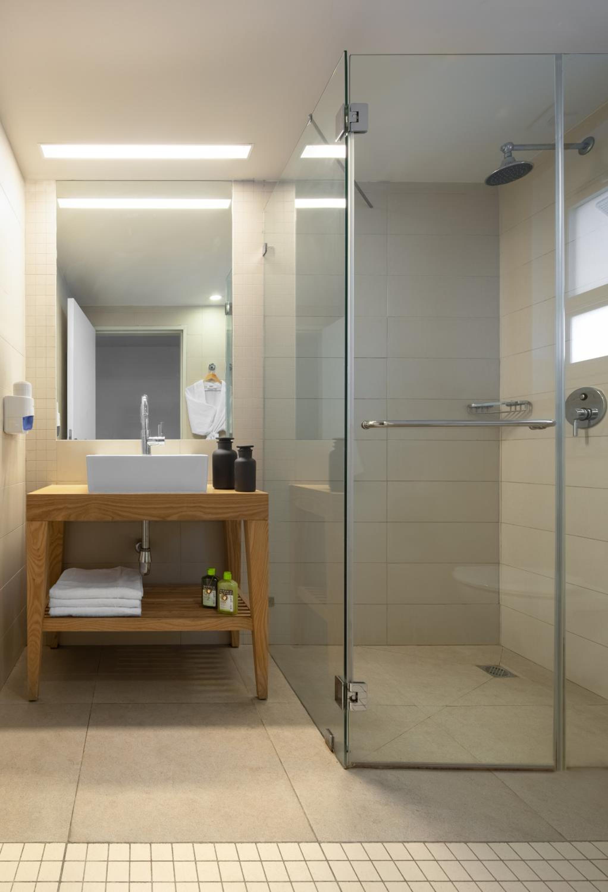 Junior Suite with Terrace - Photo 14