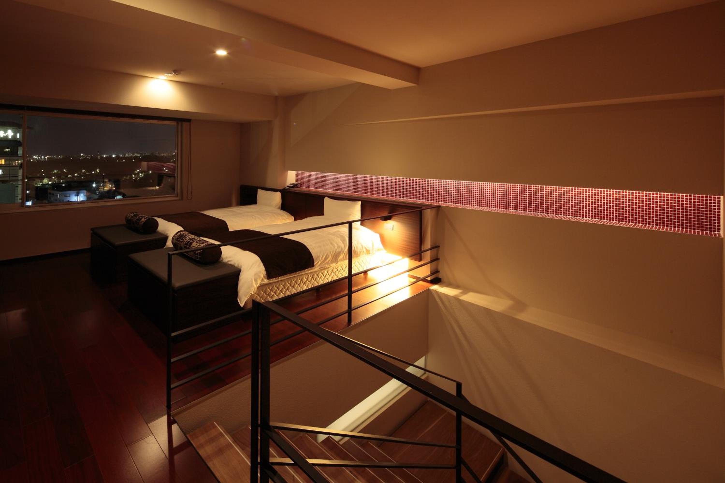 Suite with Hot Spring Bath - Photo 12