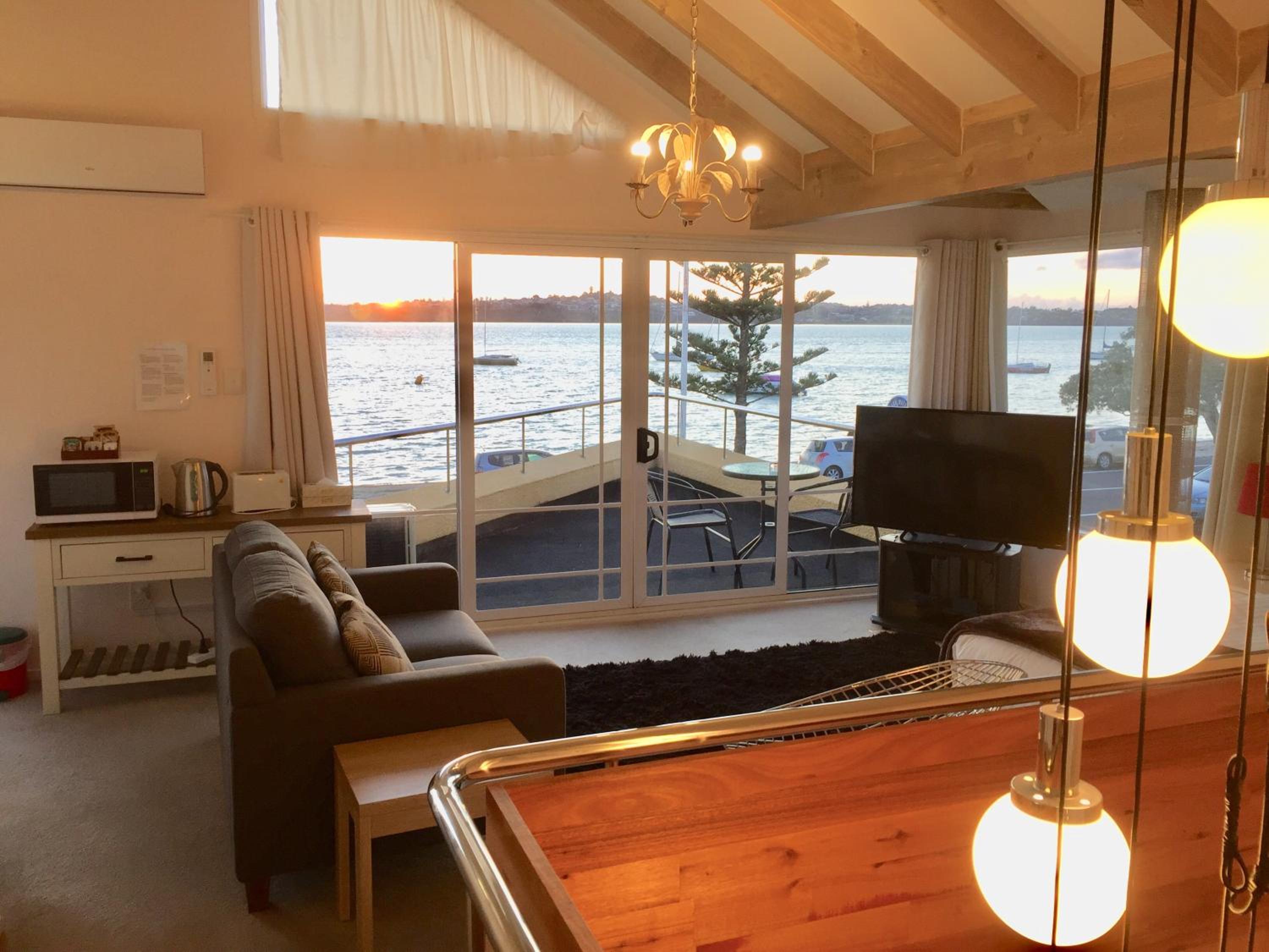 Premium One-Bedroom Apartment with Sea View - Upper Floor thumbnail 6