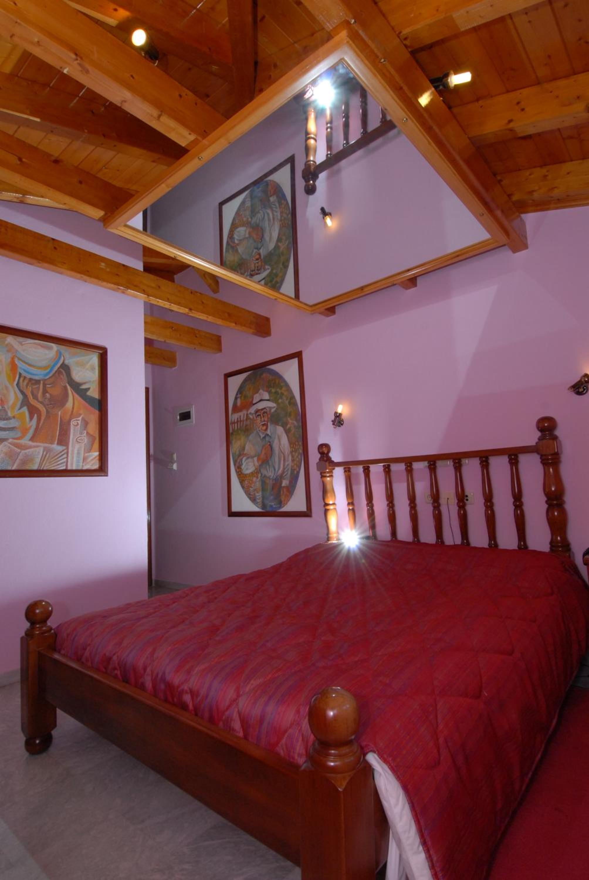 Double or Twin Room - Photo 7