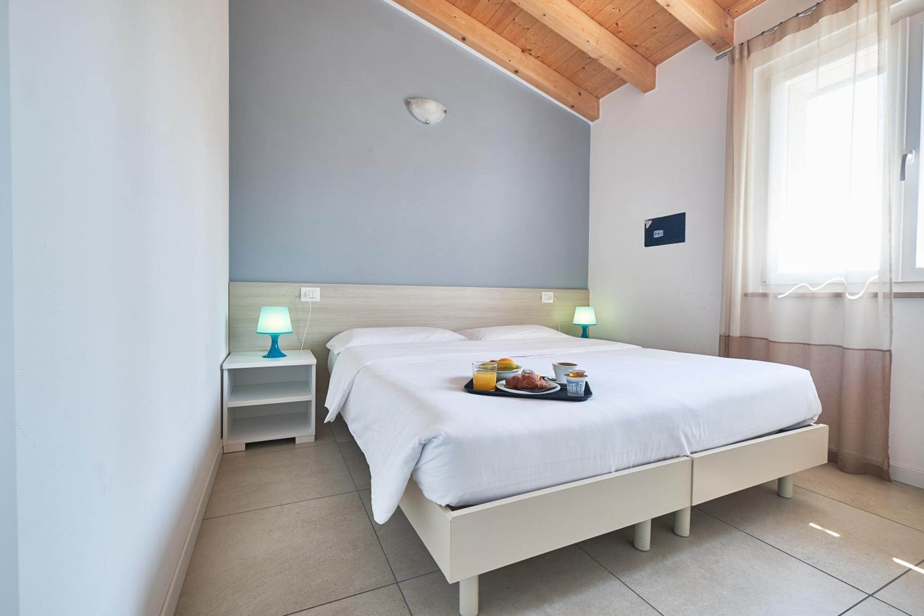 One-Bedroom Family Apartment - Photo 4