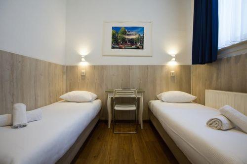 Small Twin Room photo 3