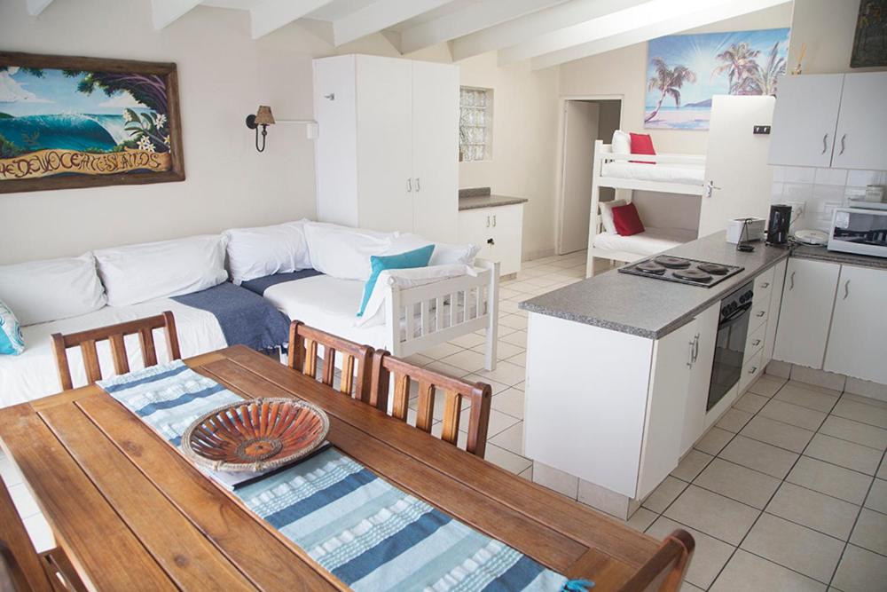 One-Bedroom Apartment with Balcony