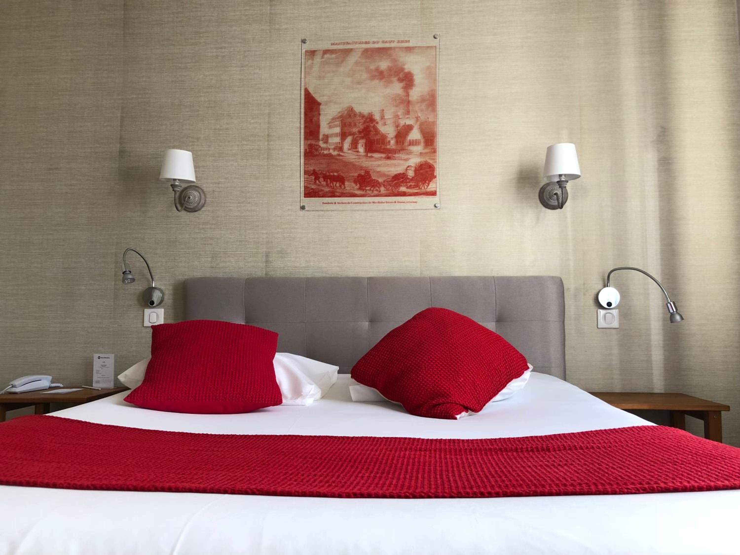 Comfort Queen Room - Photo 7