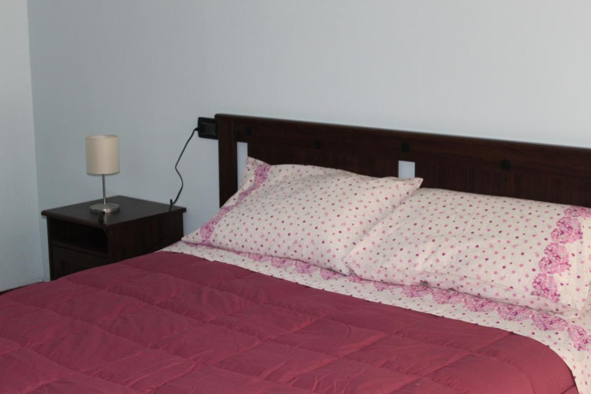 Deluxe Room (2 Adults + 1 Child)