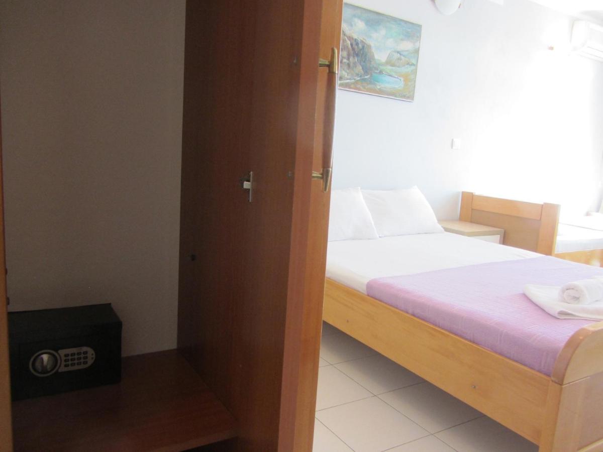 Studio Apartment with Sea View