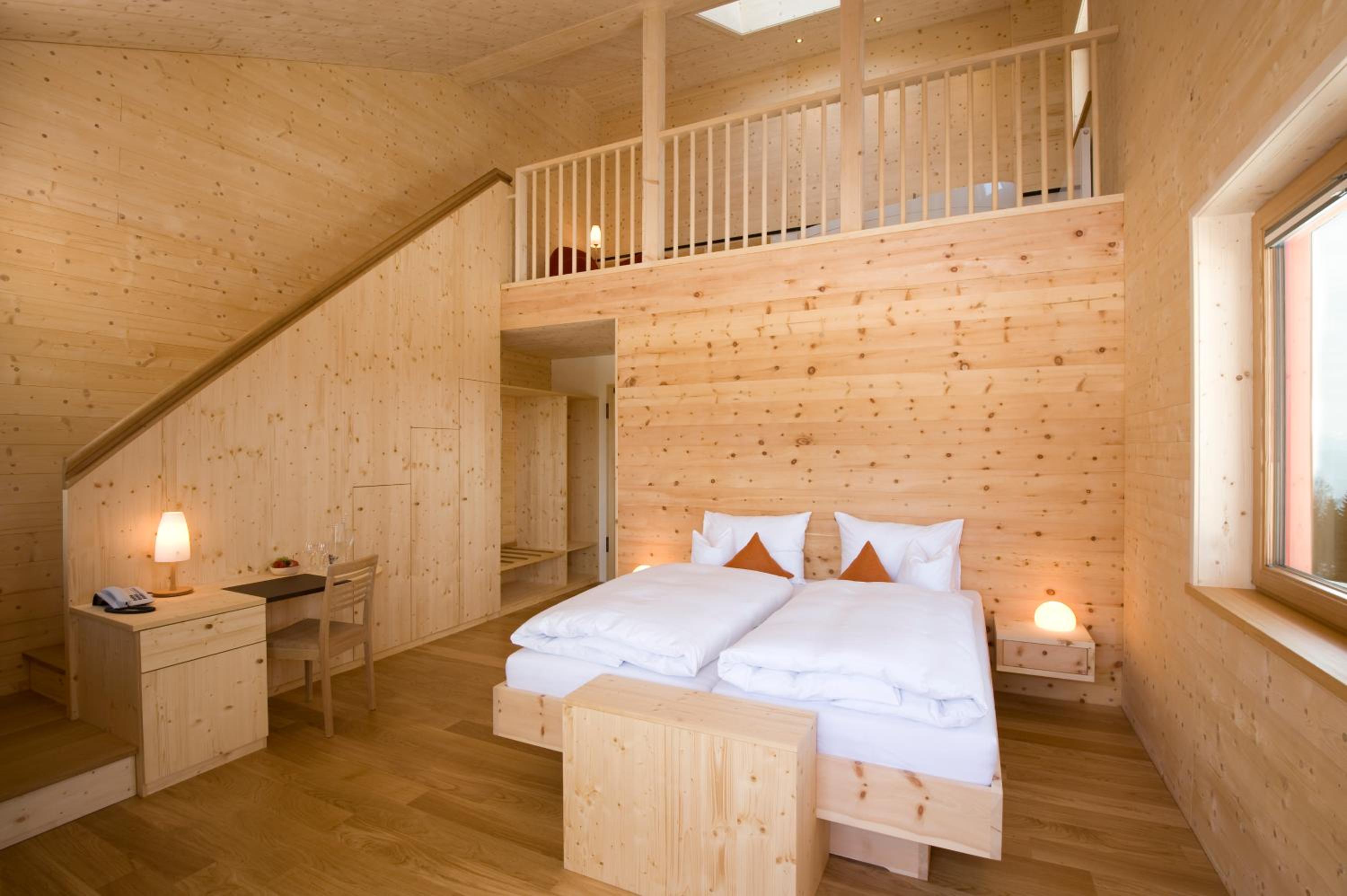 Deluxe Suite - Photo 4