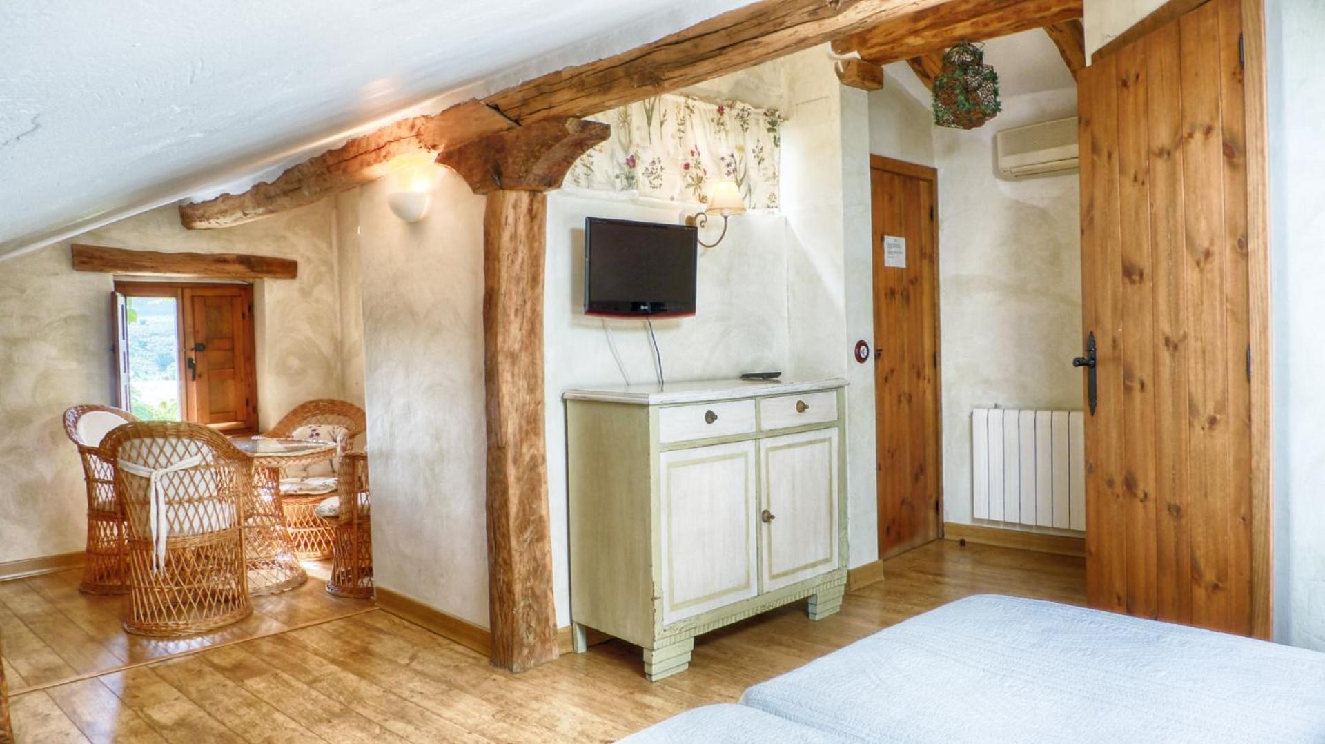 Habitación Doble con Baño Privado