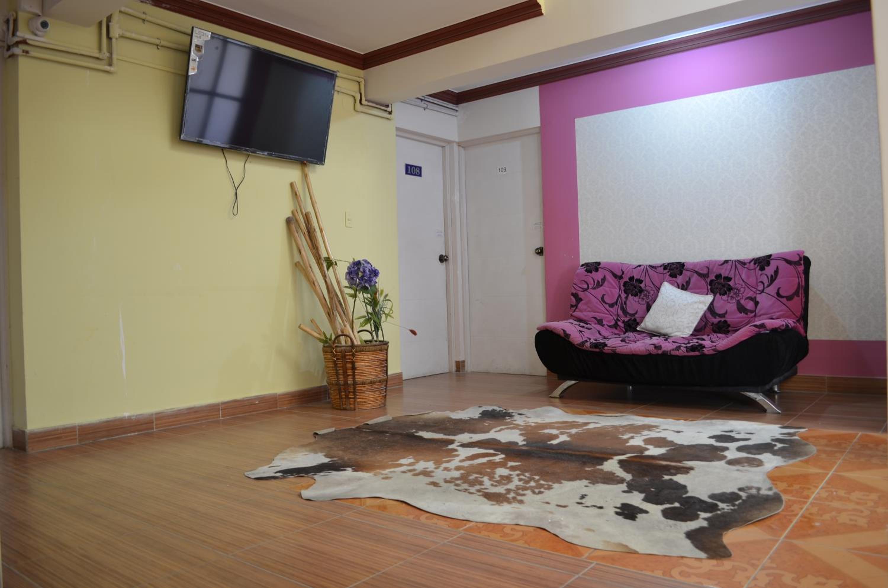 Standard Single Room with Shared Bathroom photo 1