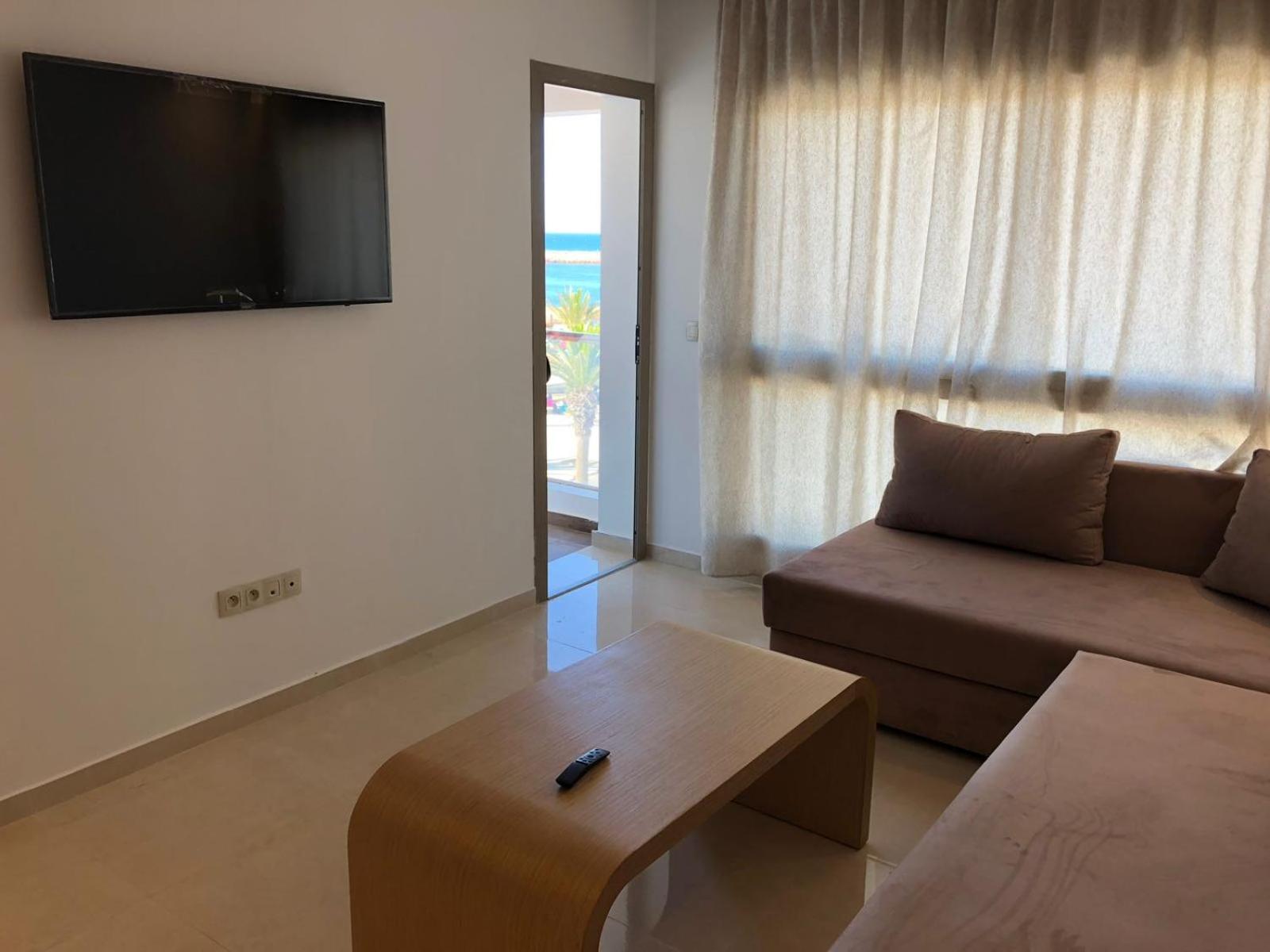 Apartment with Lateral Sea View - Photo 14