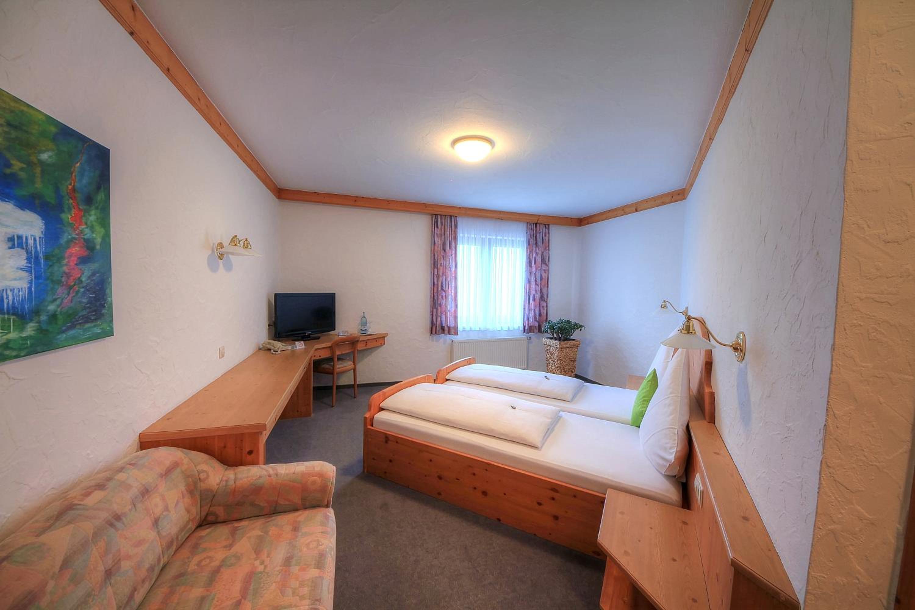 Double Room - Photo 4