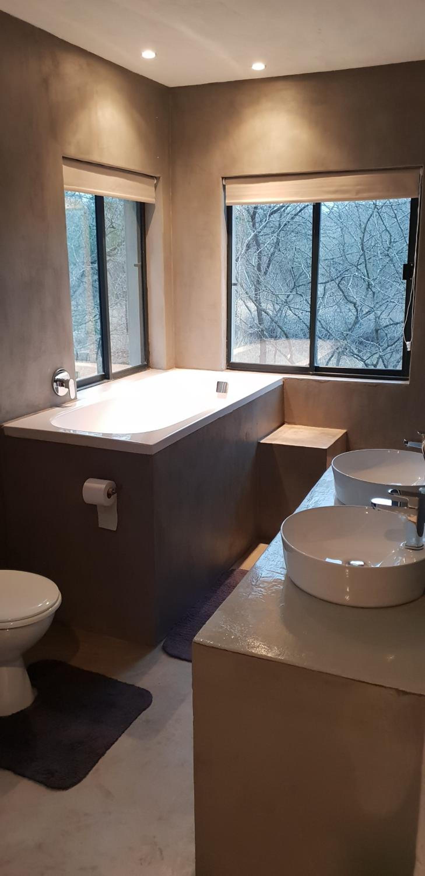 Three-Bedroom Villa - Photo 23