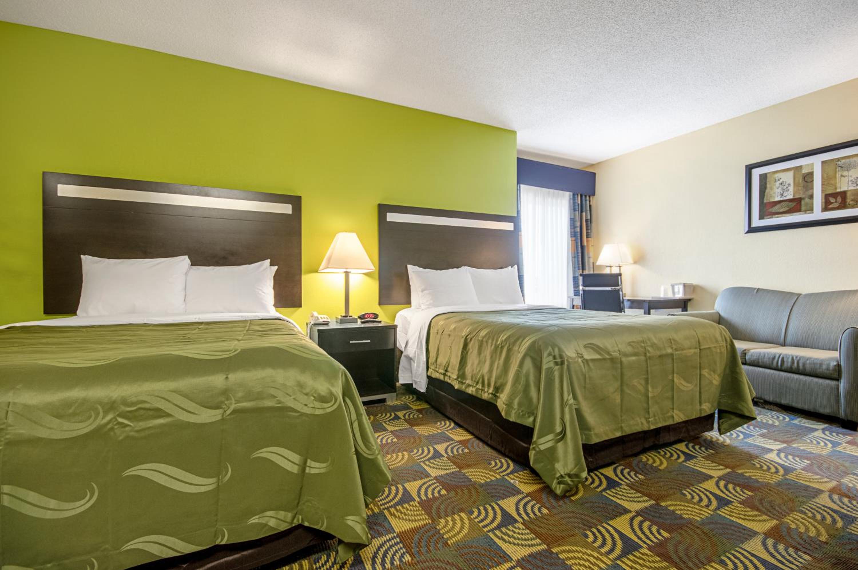 Superior Double Room with Two Double Beds - Non-Smoking - Photo 4