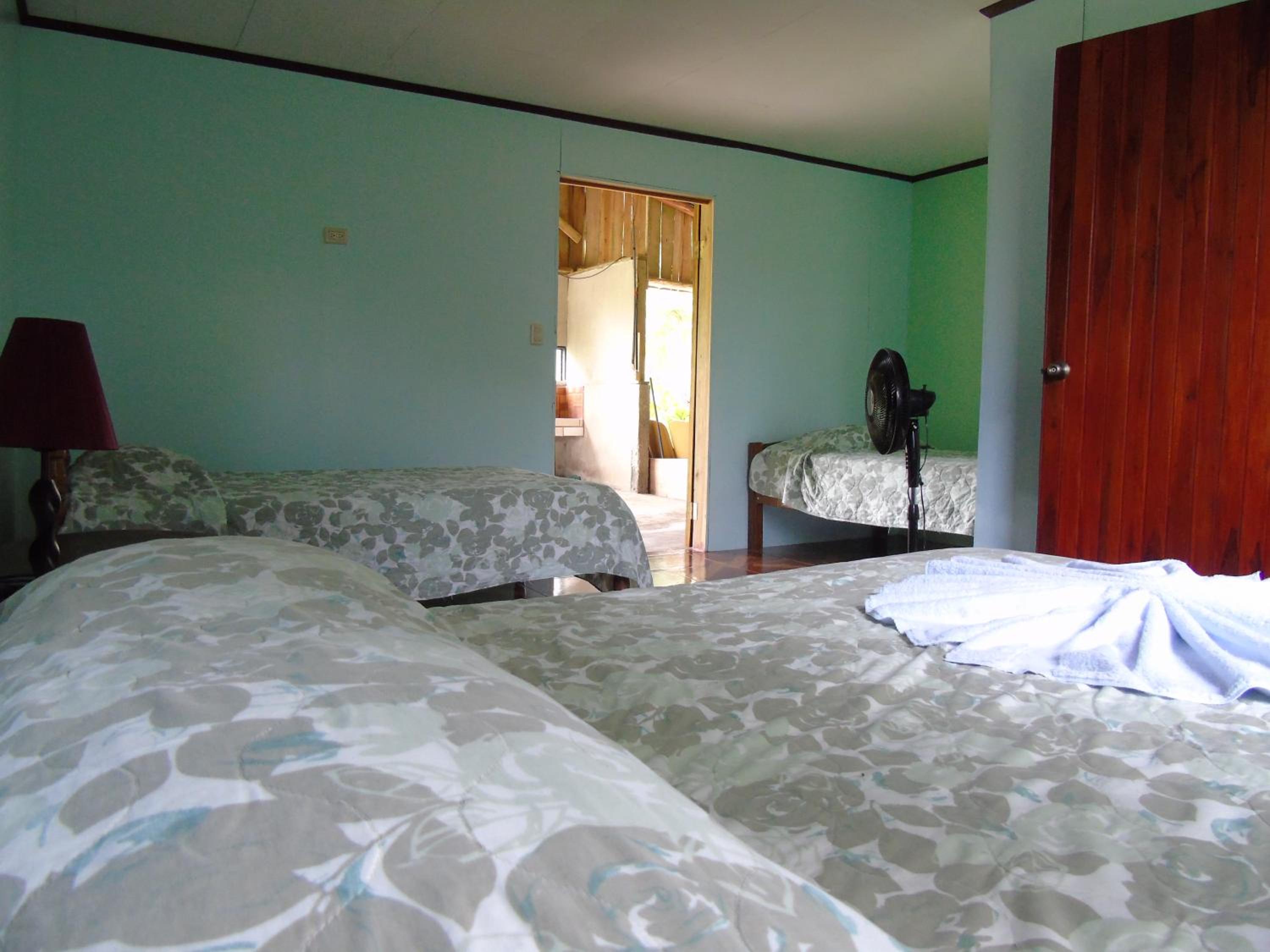 Comfort Triple Room with Shower photo 3