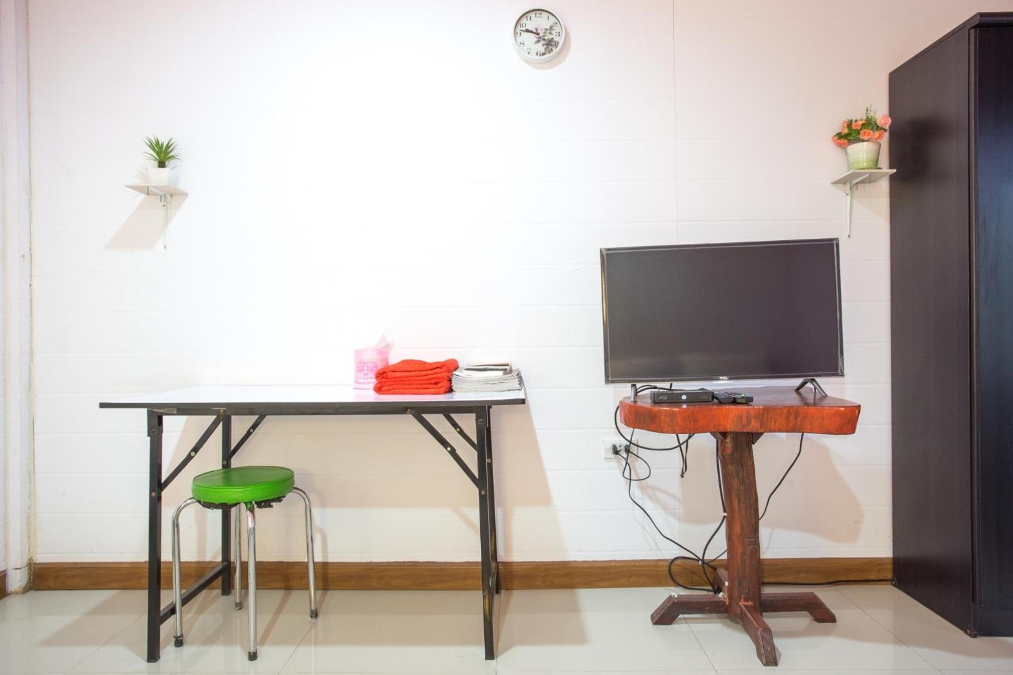 Standard Triple Room - Photo 9