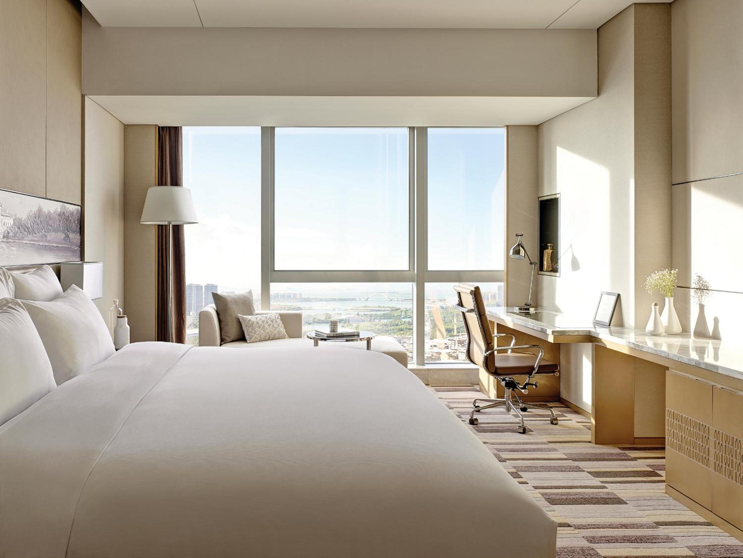 Superior King Room photo 1