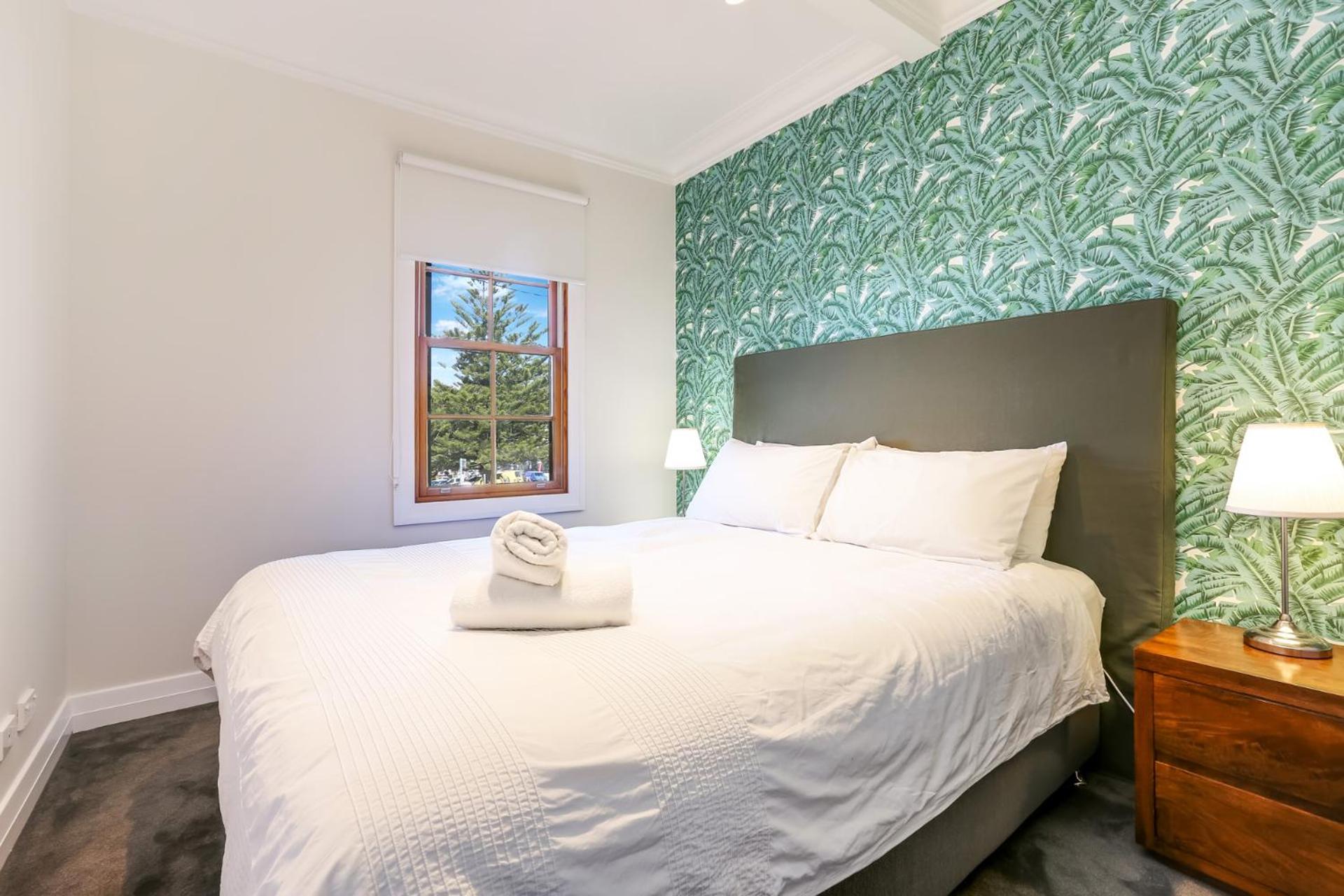 Premium Queen Suite 1