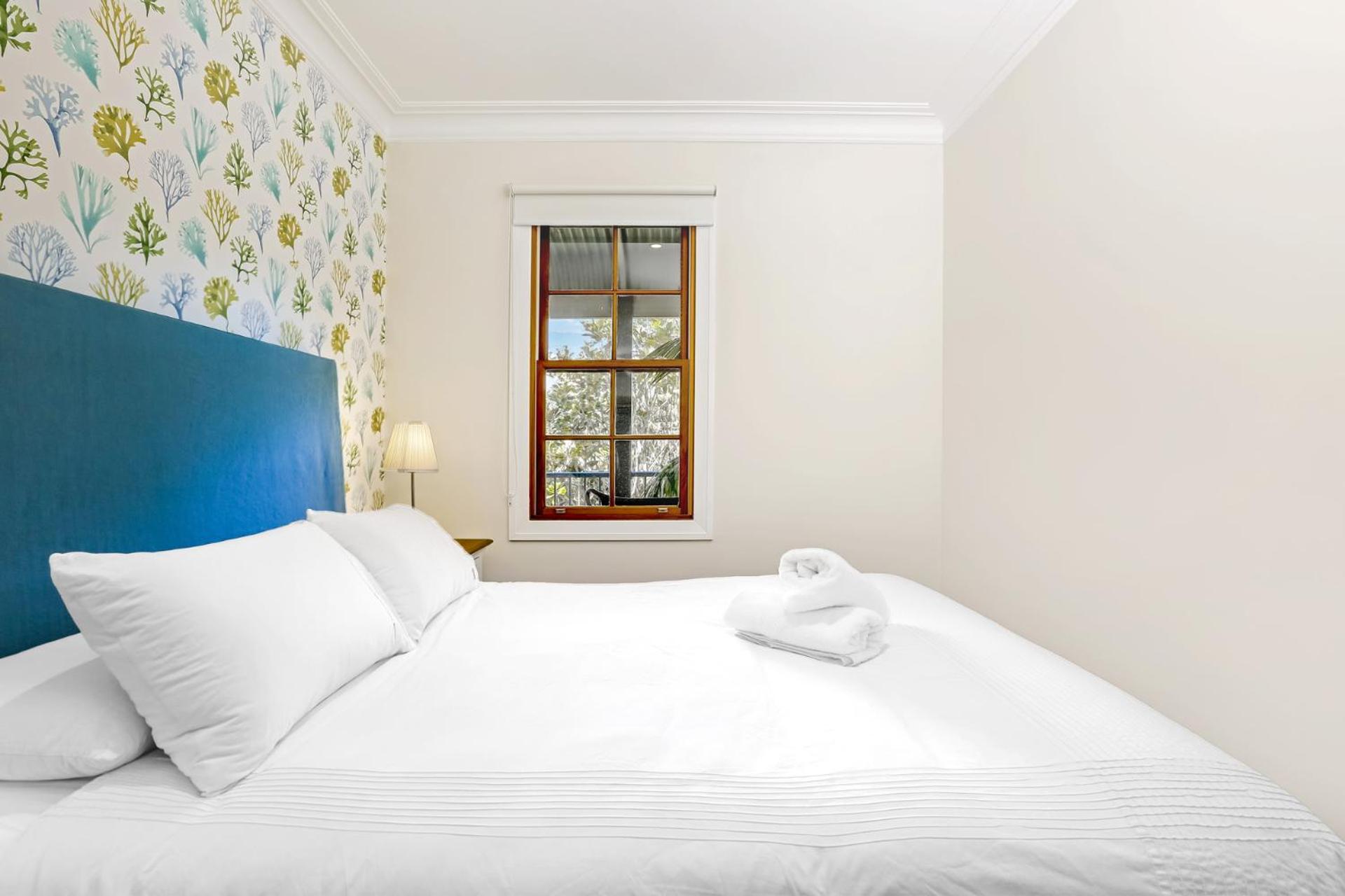 Premium Queen Suite 5