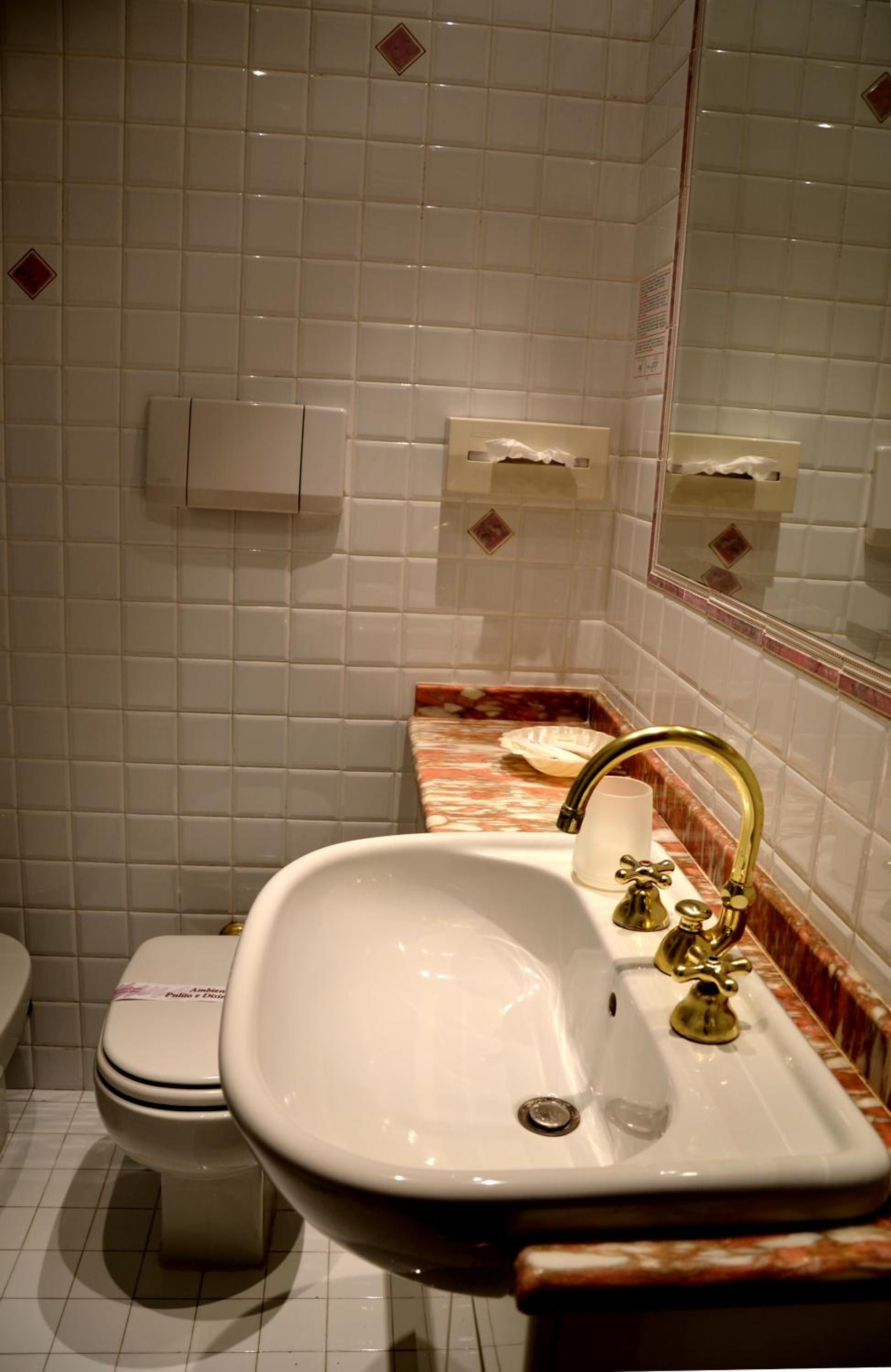Triple Room - Photo 5