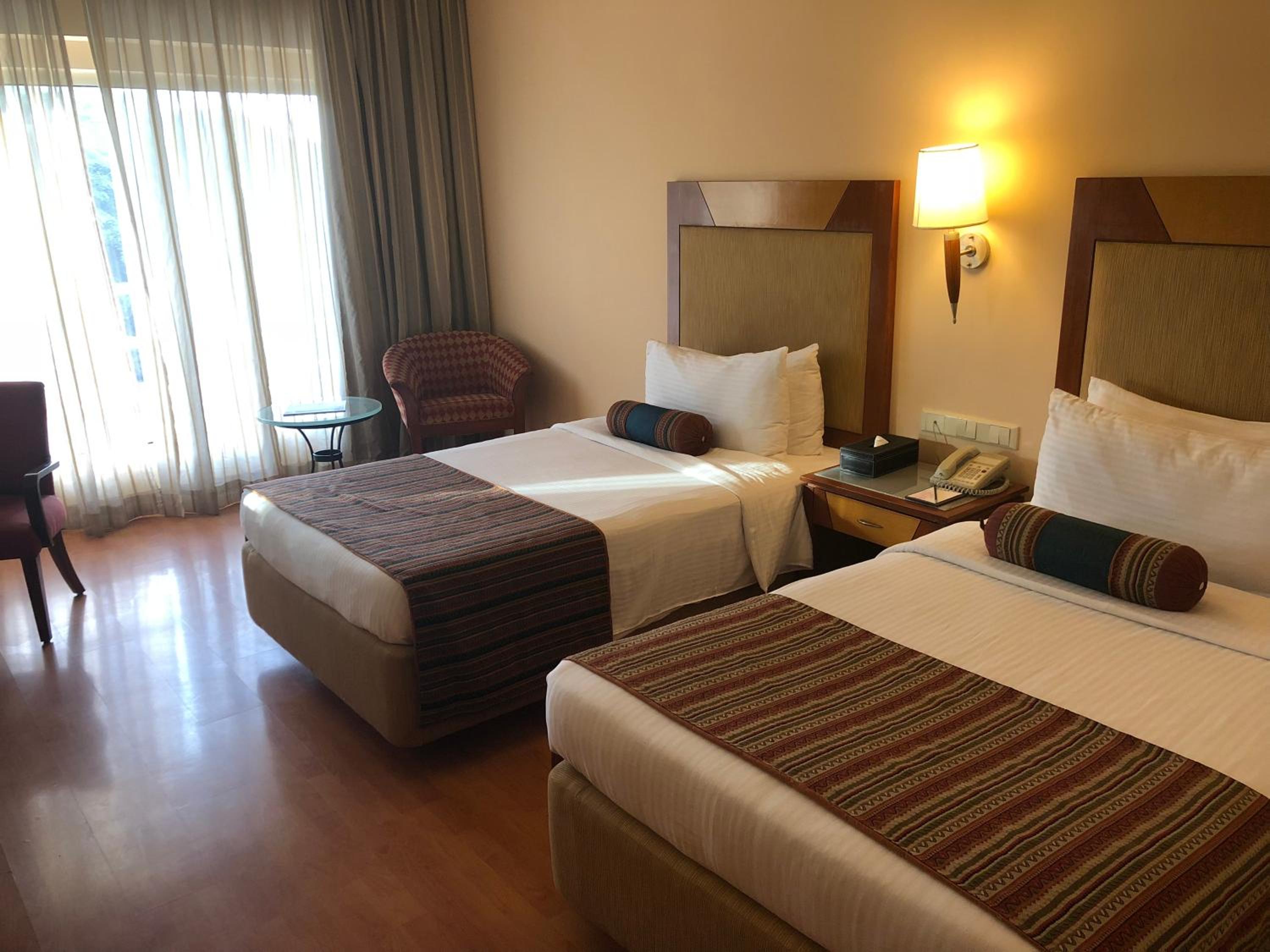 Premier Pool View Twin room with 20% Discount on Food and Beverage and Spa and 10% Discount on Laundry service - Photo 2