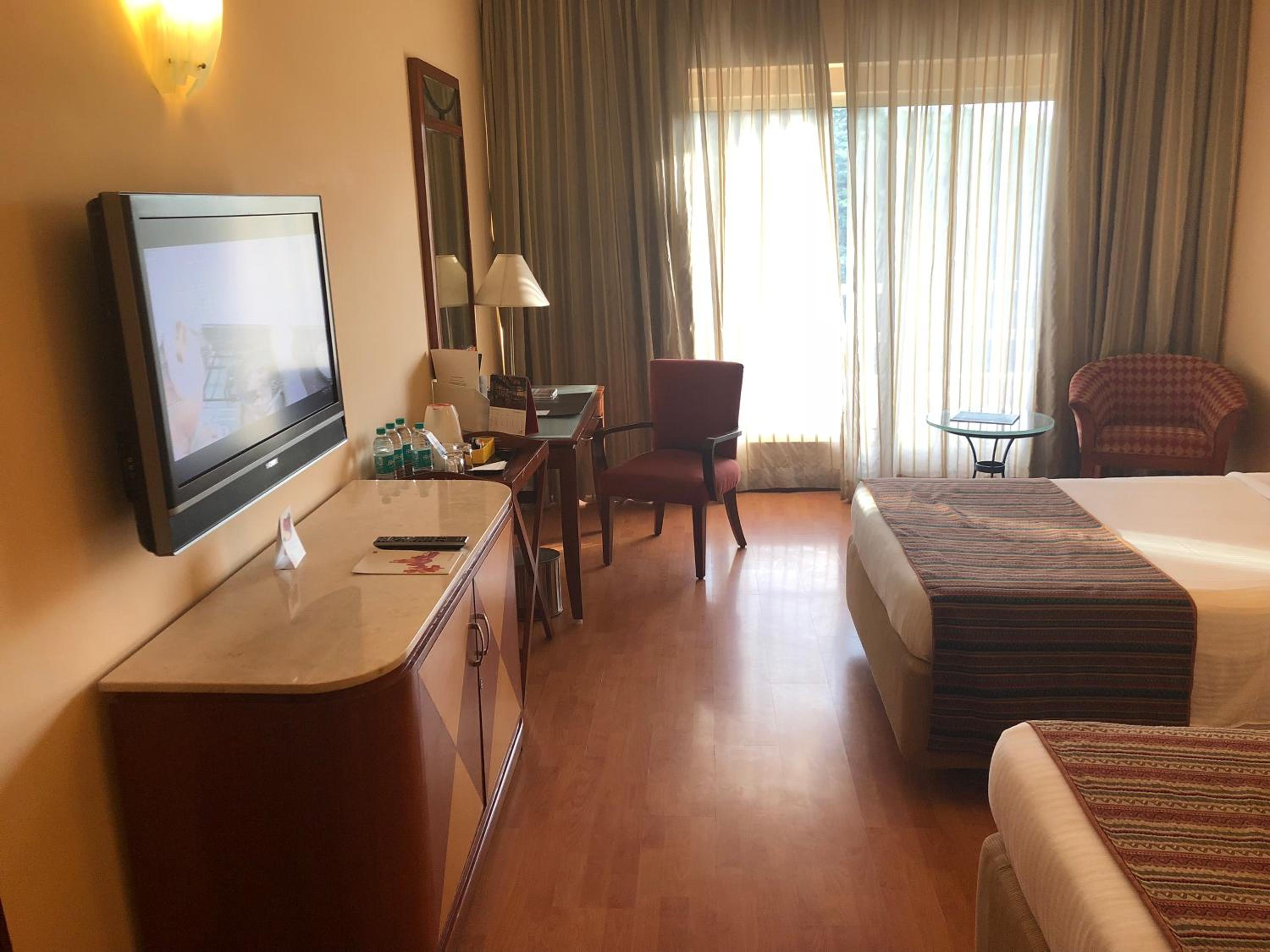 Premier Pool View Twin room with 20% Discount on Food and Beverage and Spa and 10% Discount on Laundry service - Photo 1
