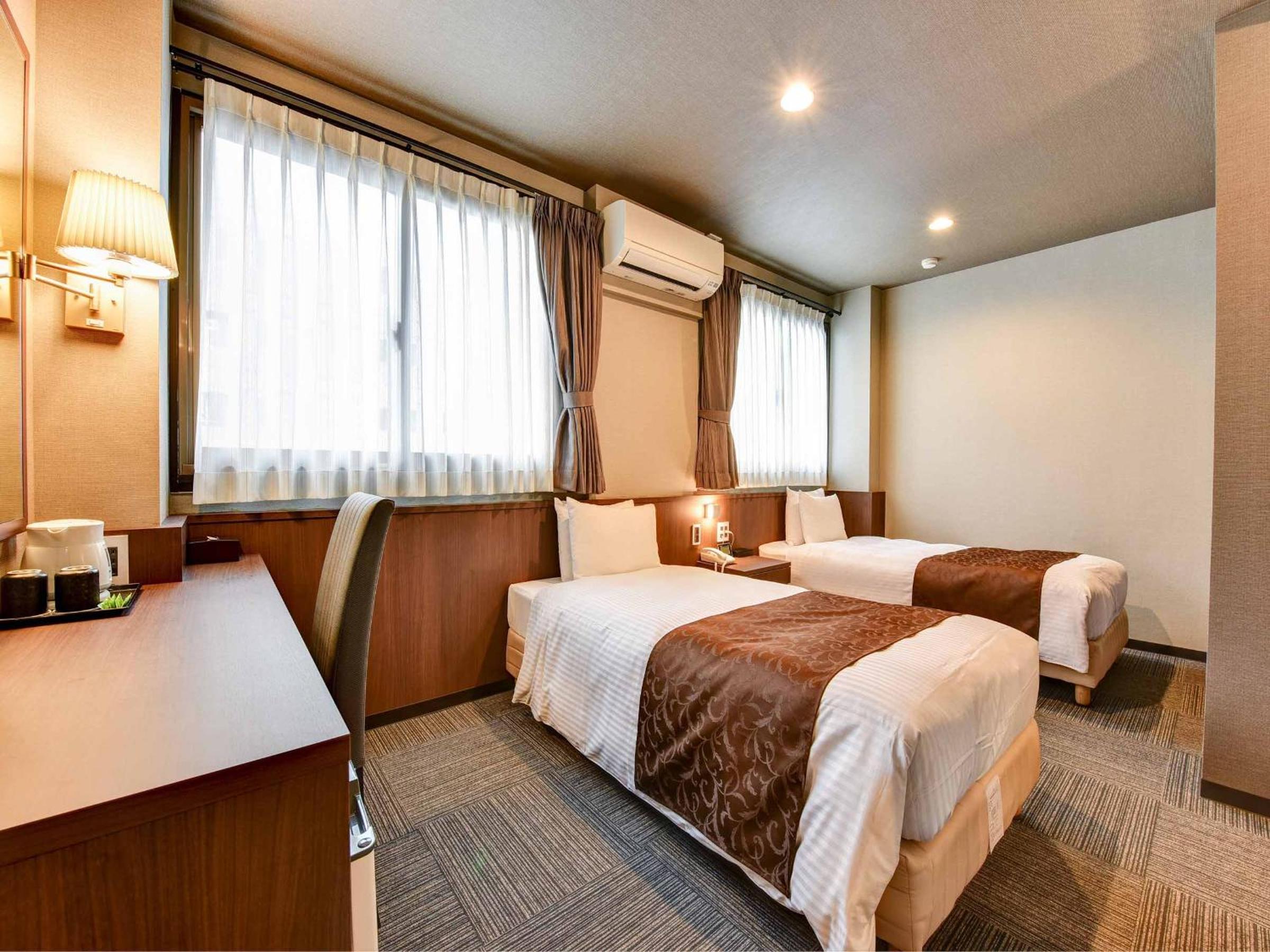 Deluxe Twin Room - Non-Smoking - Photo 1