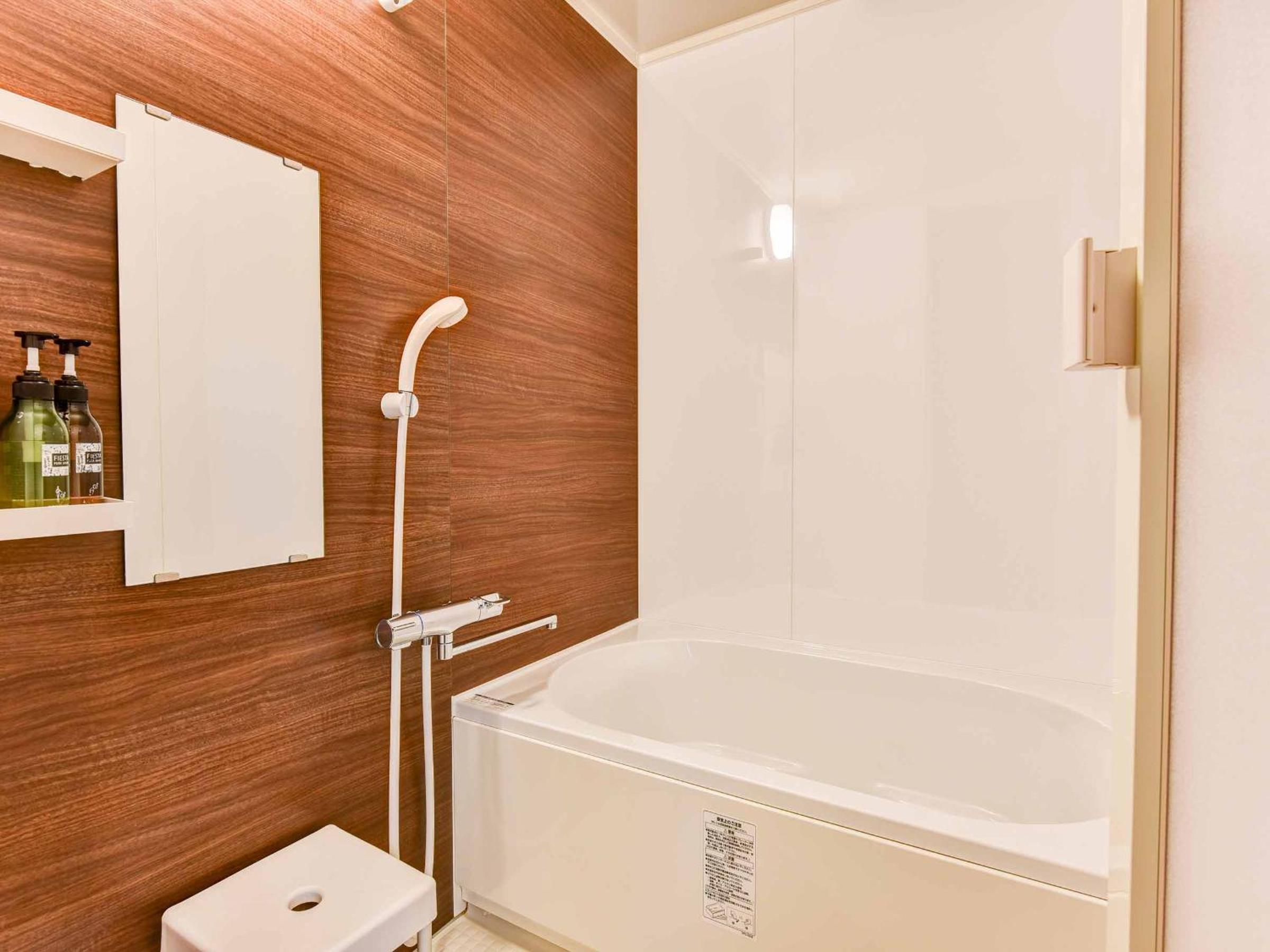 Deluxe Twin Room - Non-Smoking - Photo 8