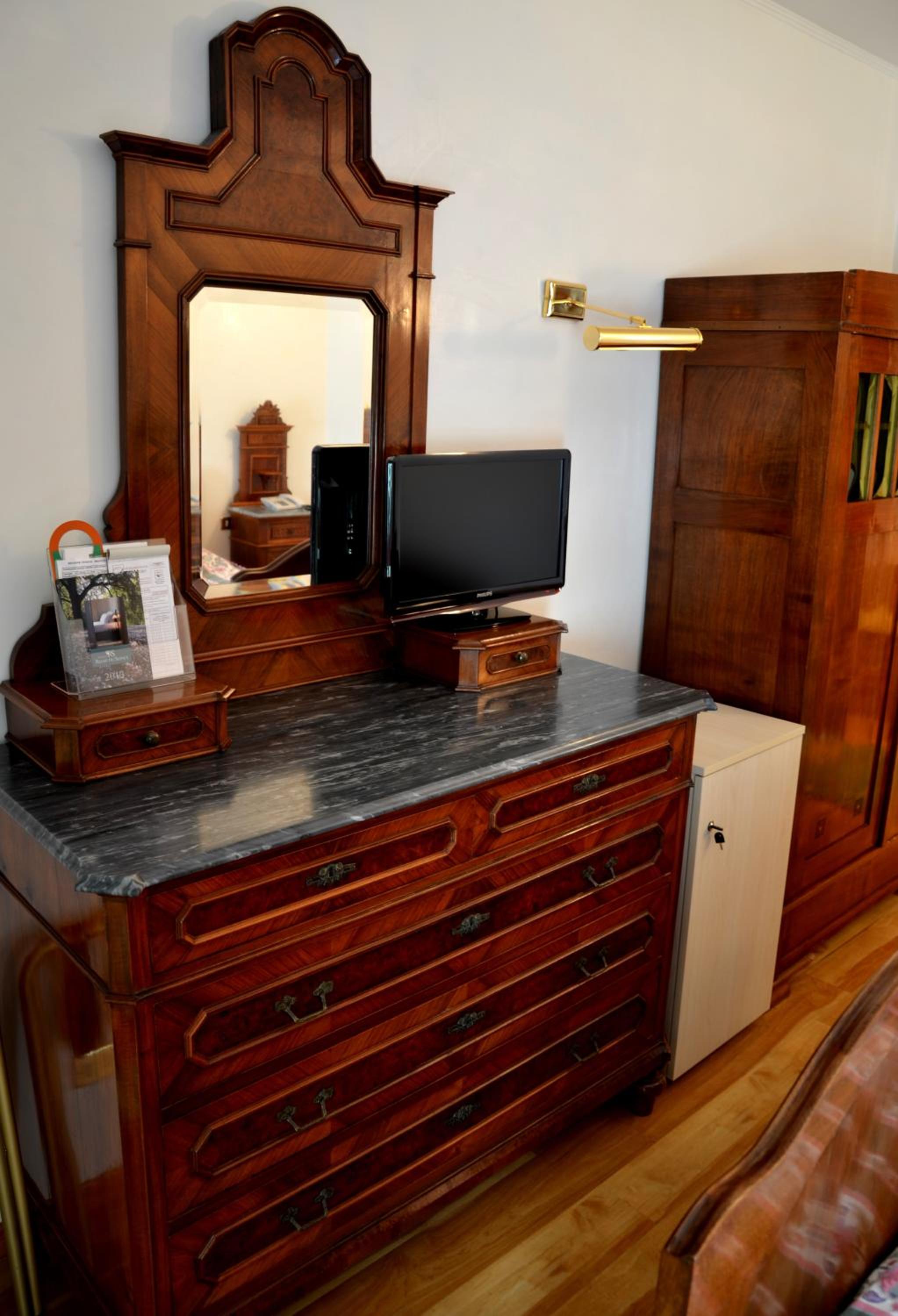 Triple Room - Photo 9