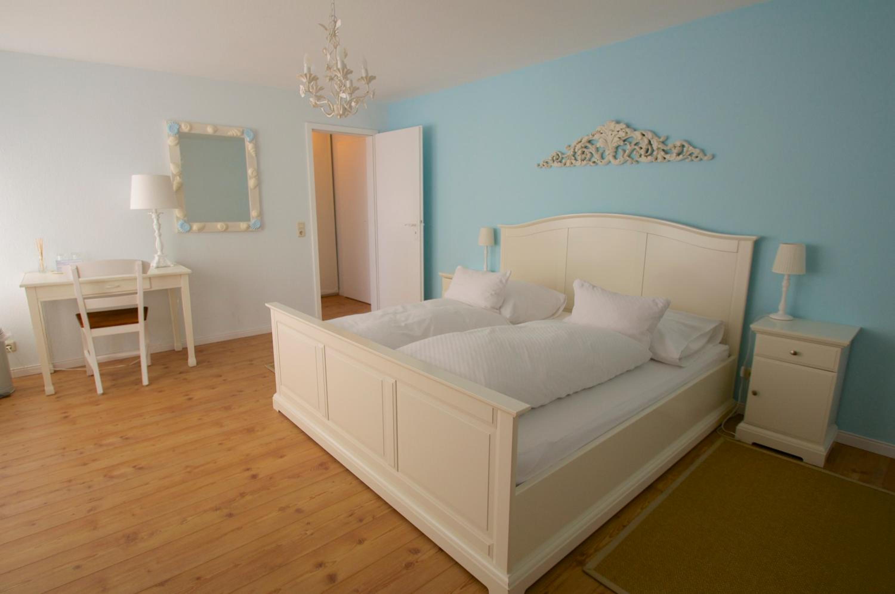 Double Room - Photo 30