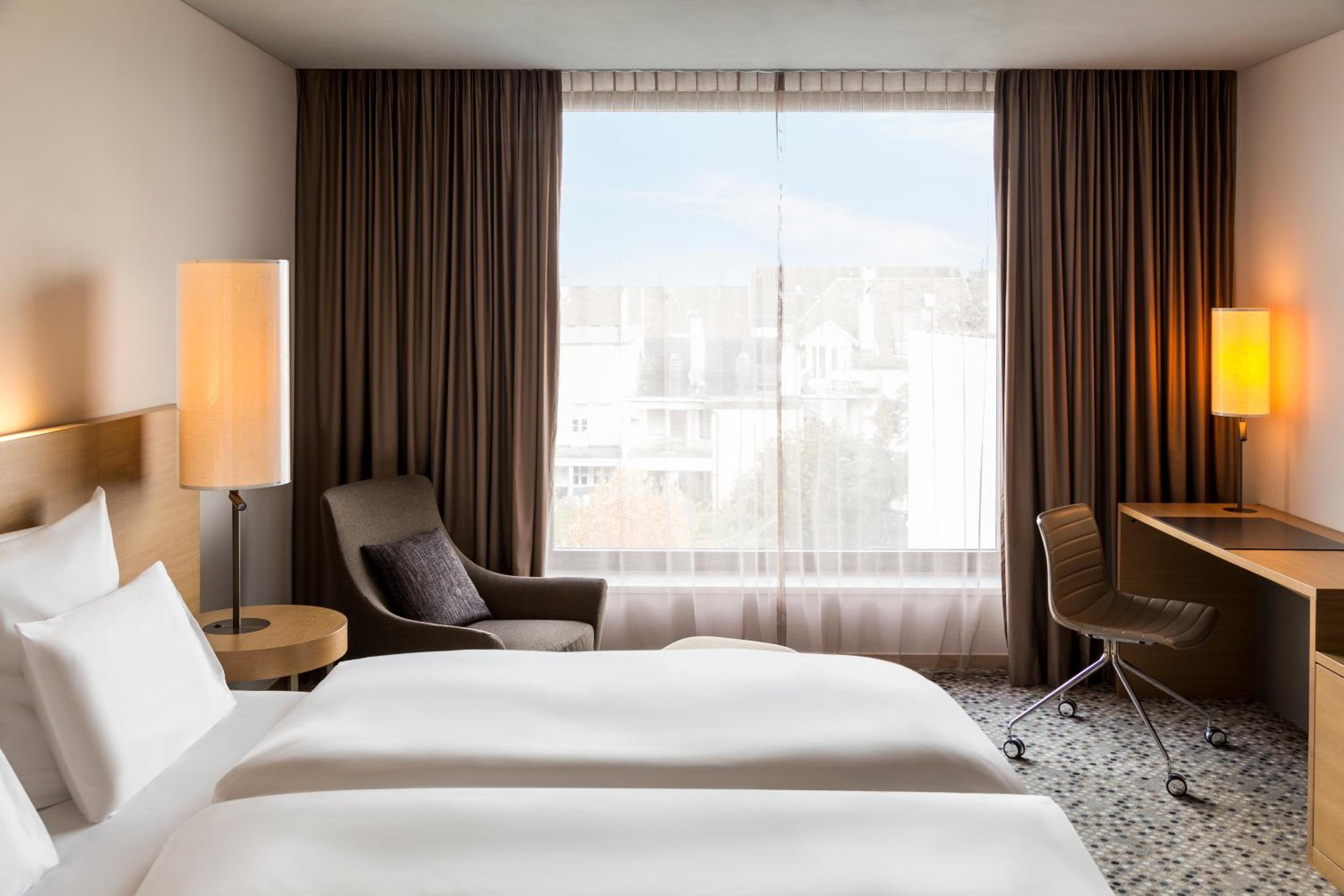 Deluxe Room - Photo 1
