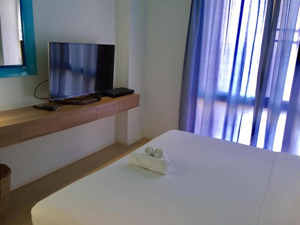 Deluxe Apartment photo 2