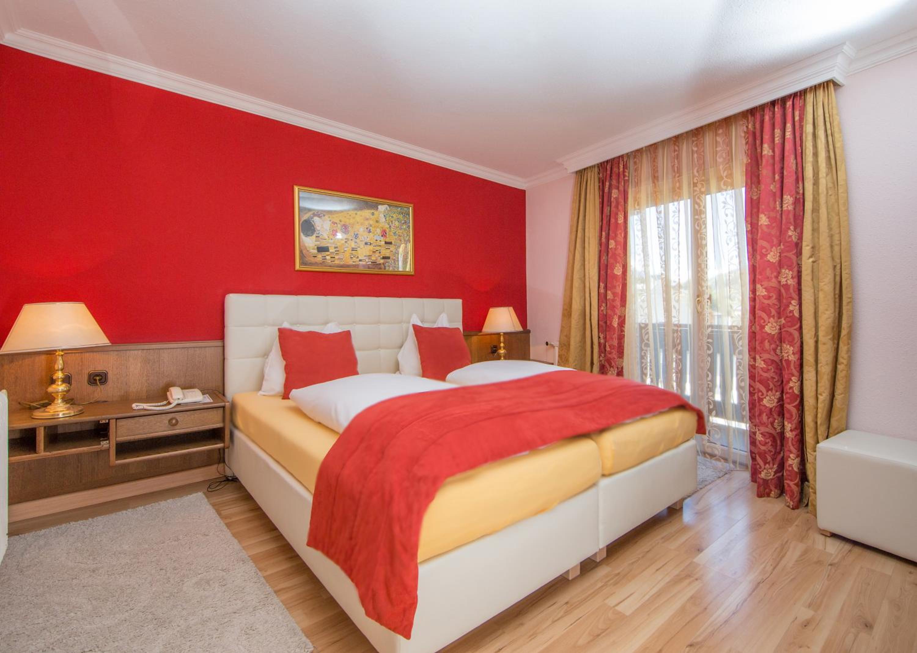 Apartment - Photo 1