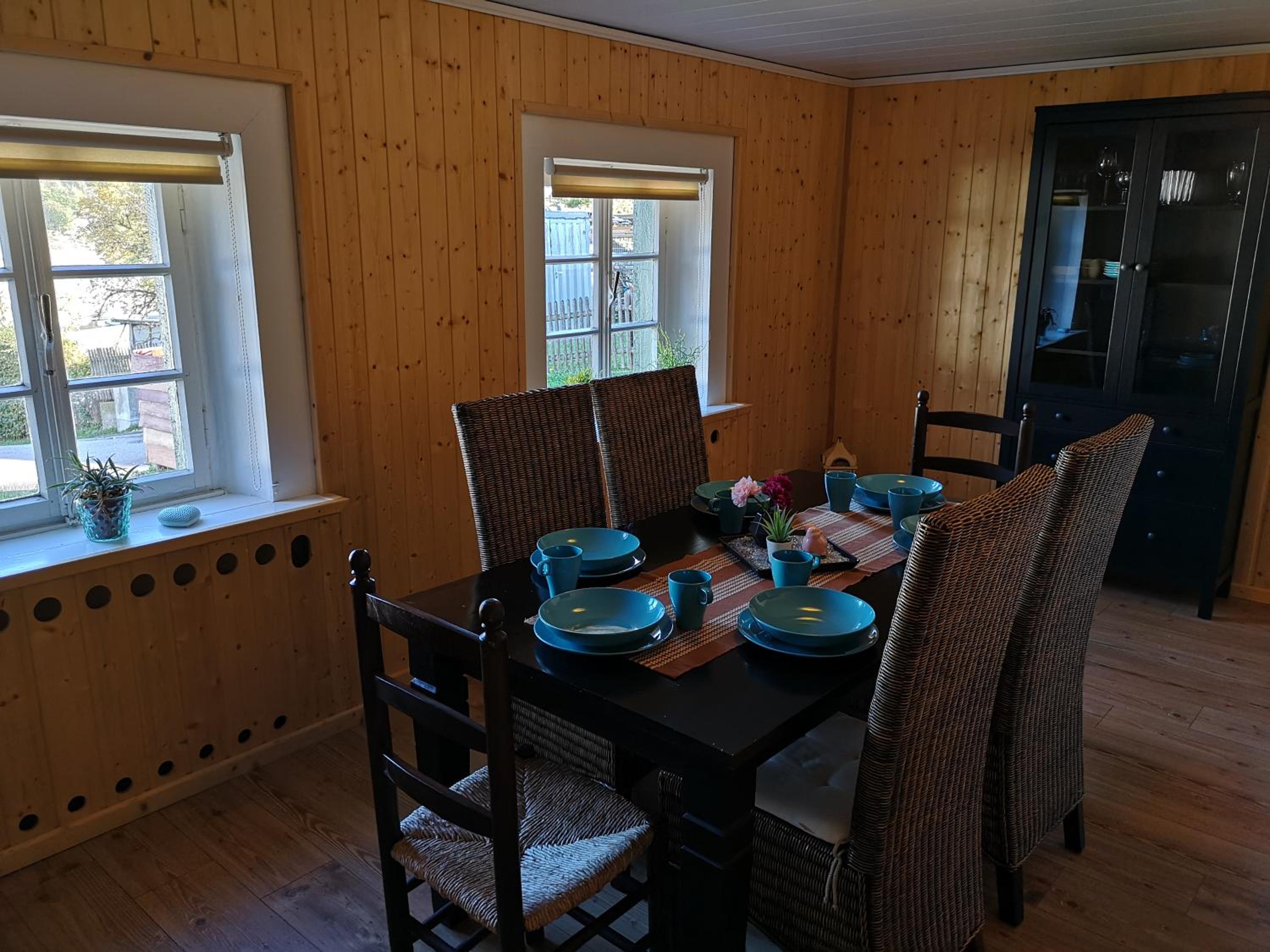 Two-Bedroom House - Photo 15