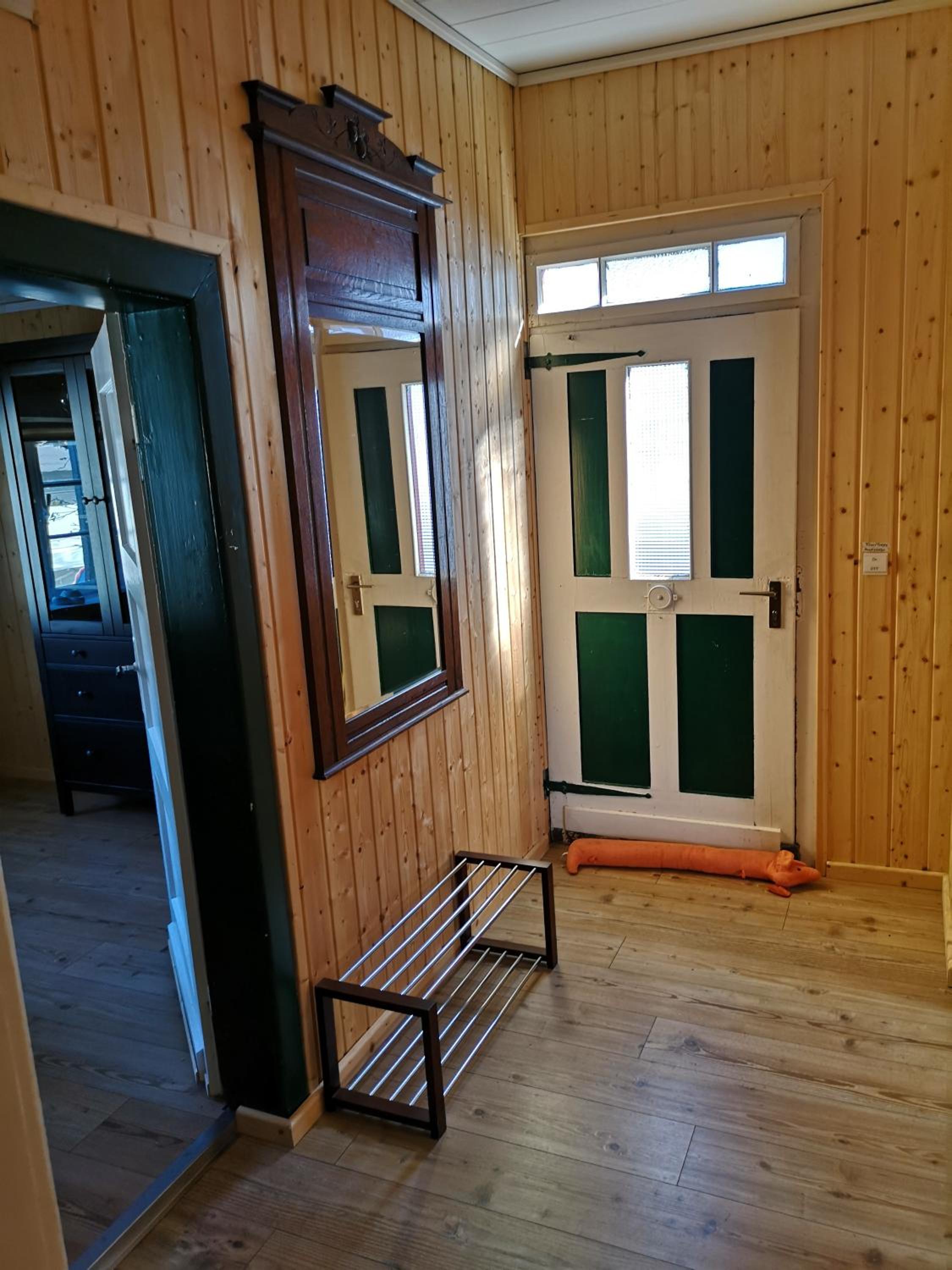 Two-Bedroom House - Photo 12