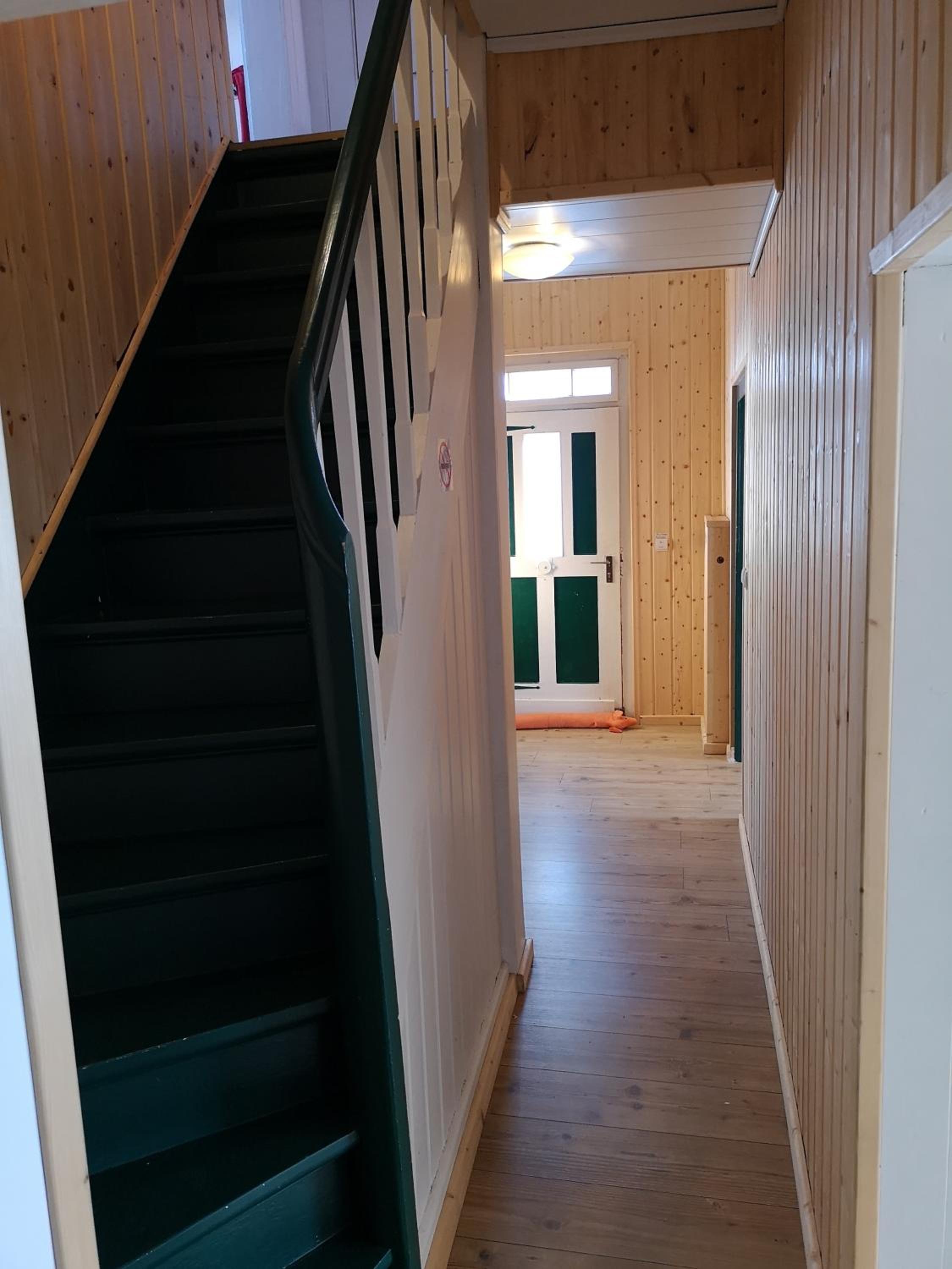 Two-Bedroom House - Photo 20