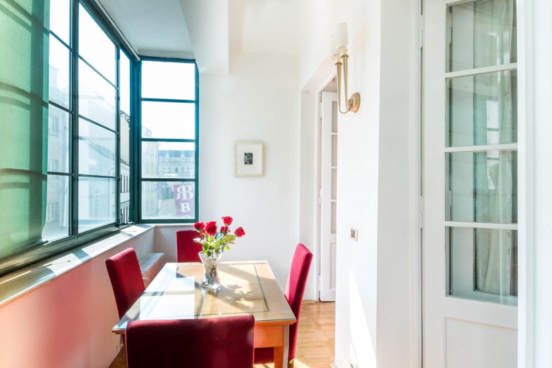 Suite (2-3 Adults)