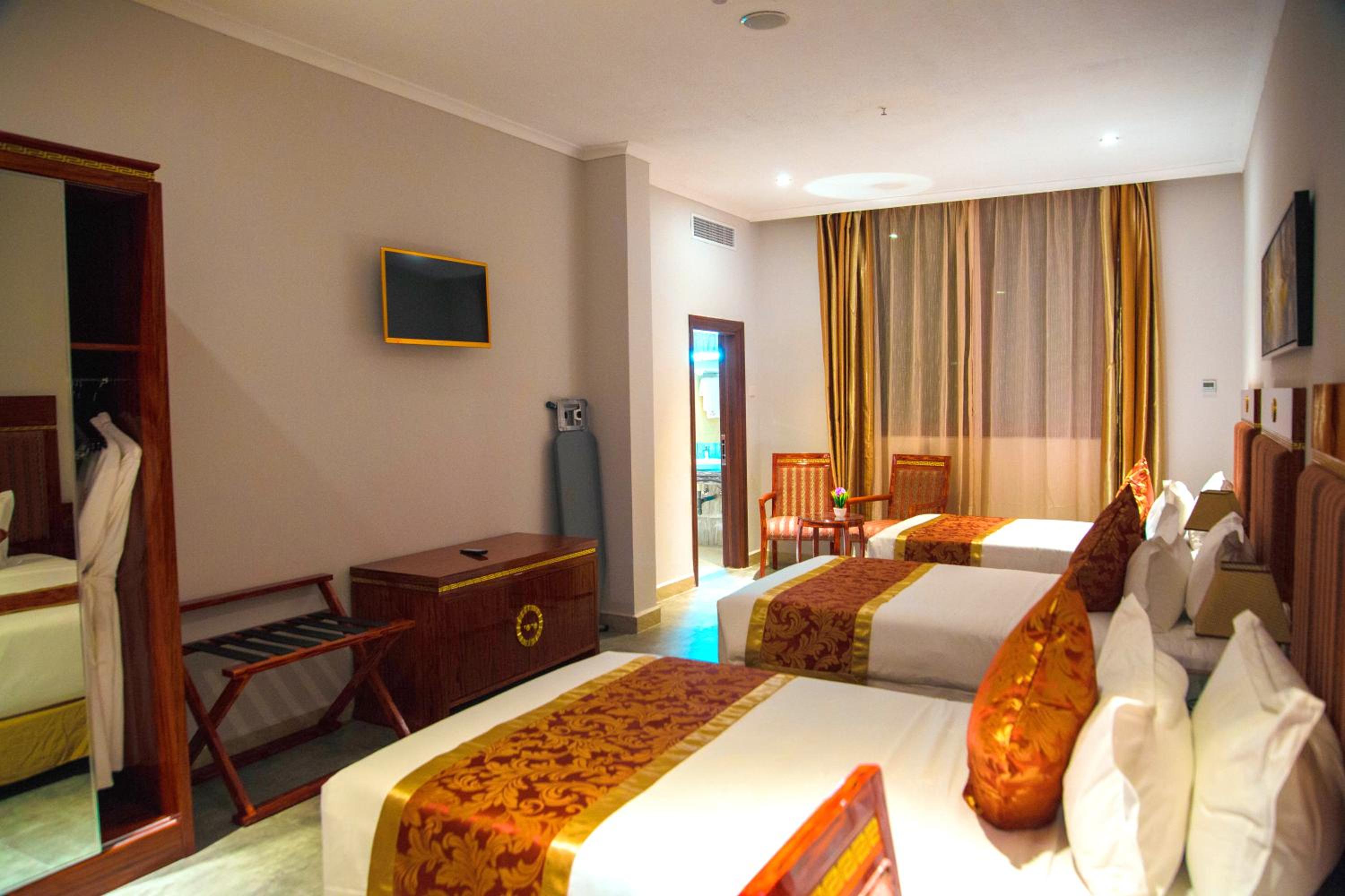 Superior Triple Room