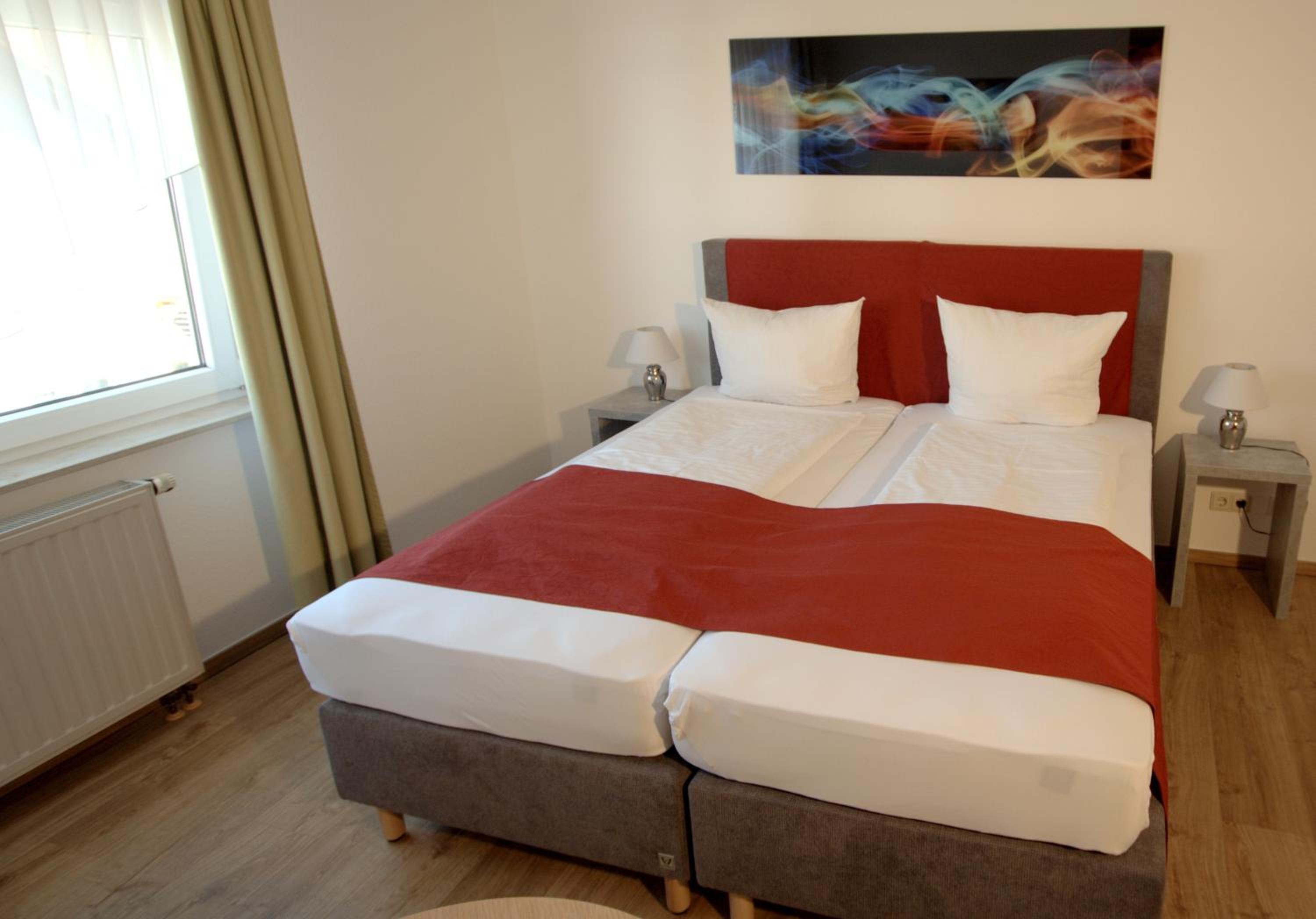 Standard Double Room - Photo 15