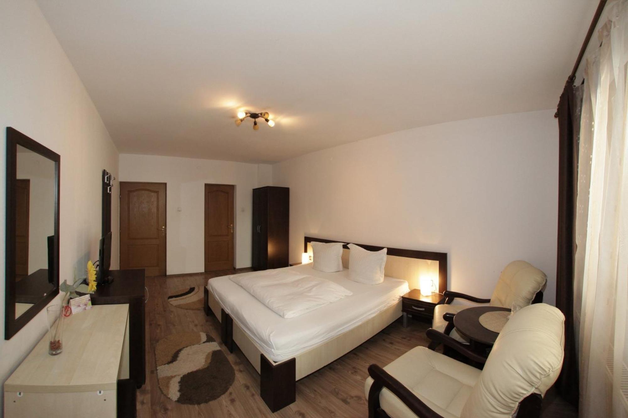 Double Room with Balcony photo 1