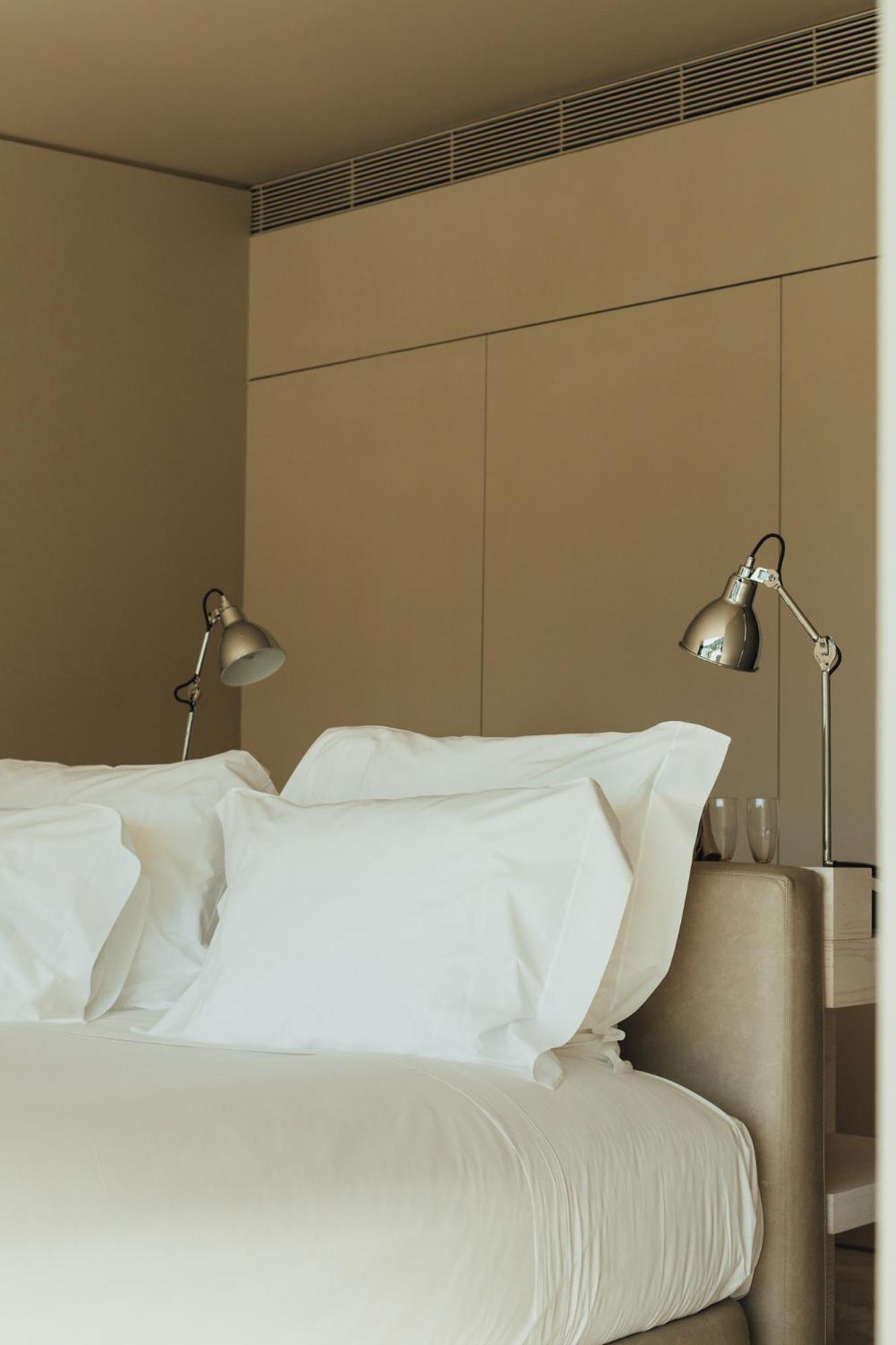 Suite with River View - Photo 7