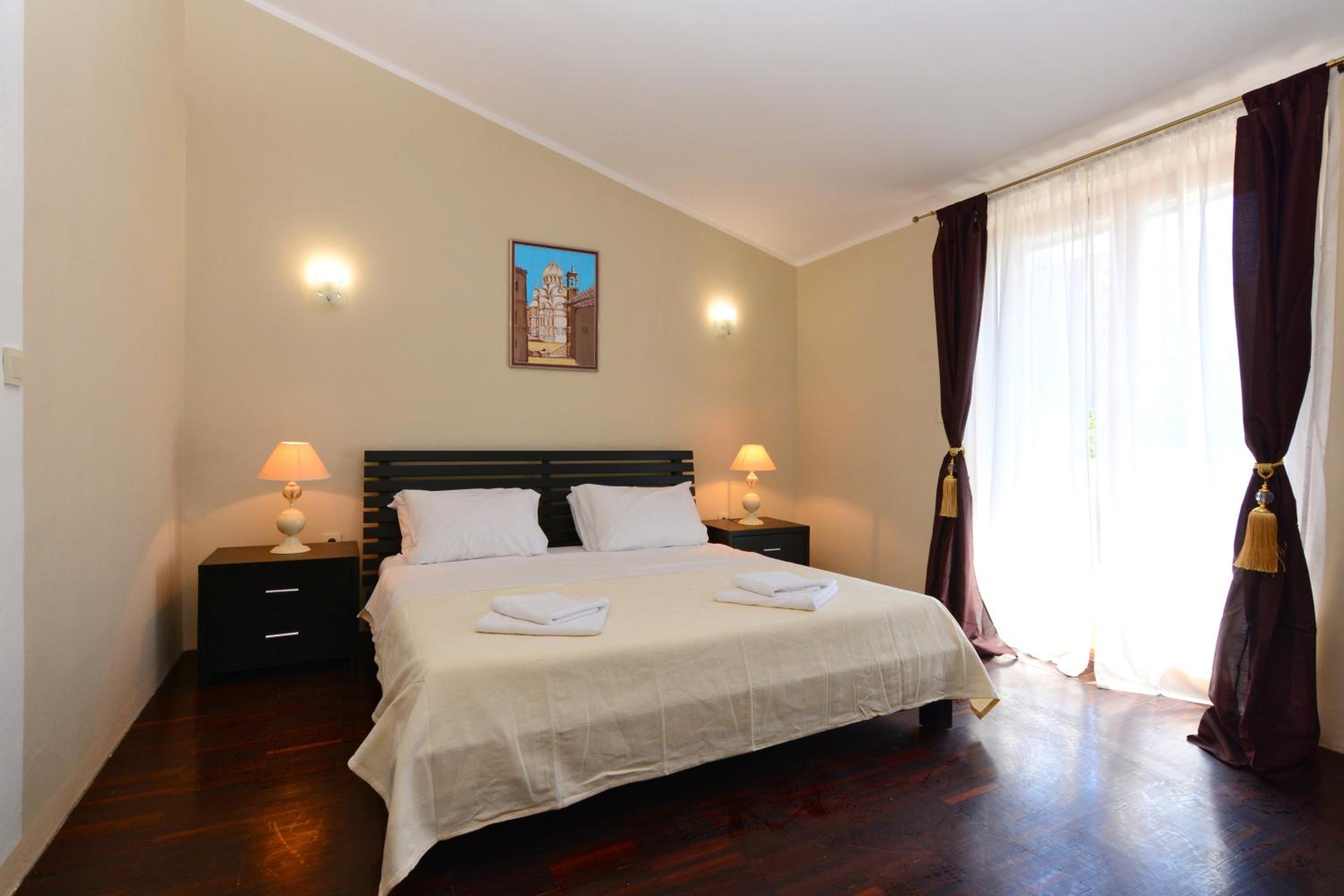 Deluxe Triple Room photo 3