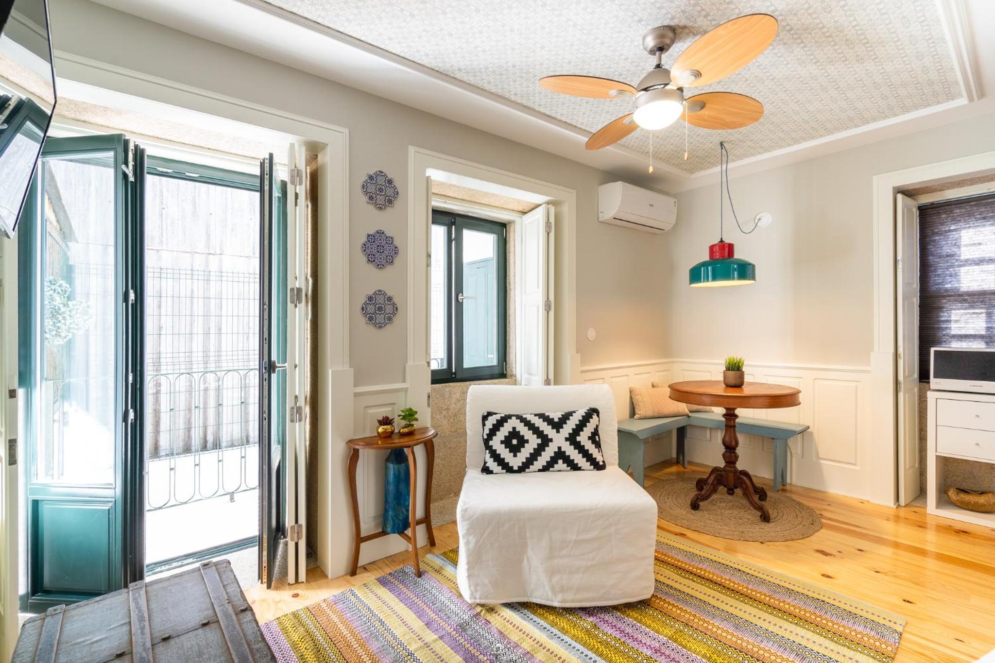 Apartment - Photo 4