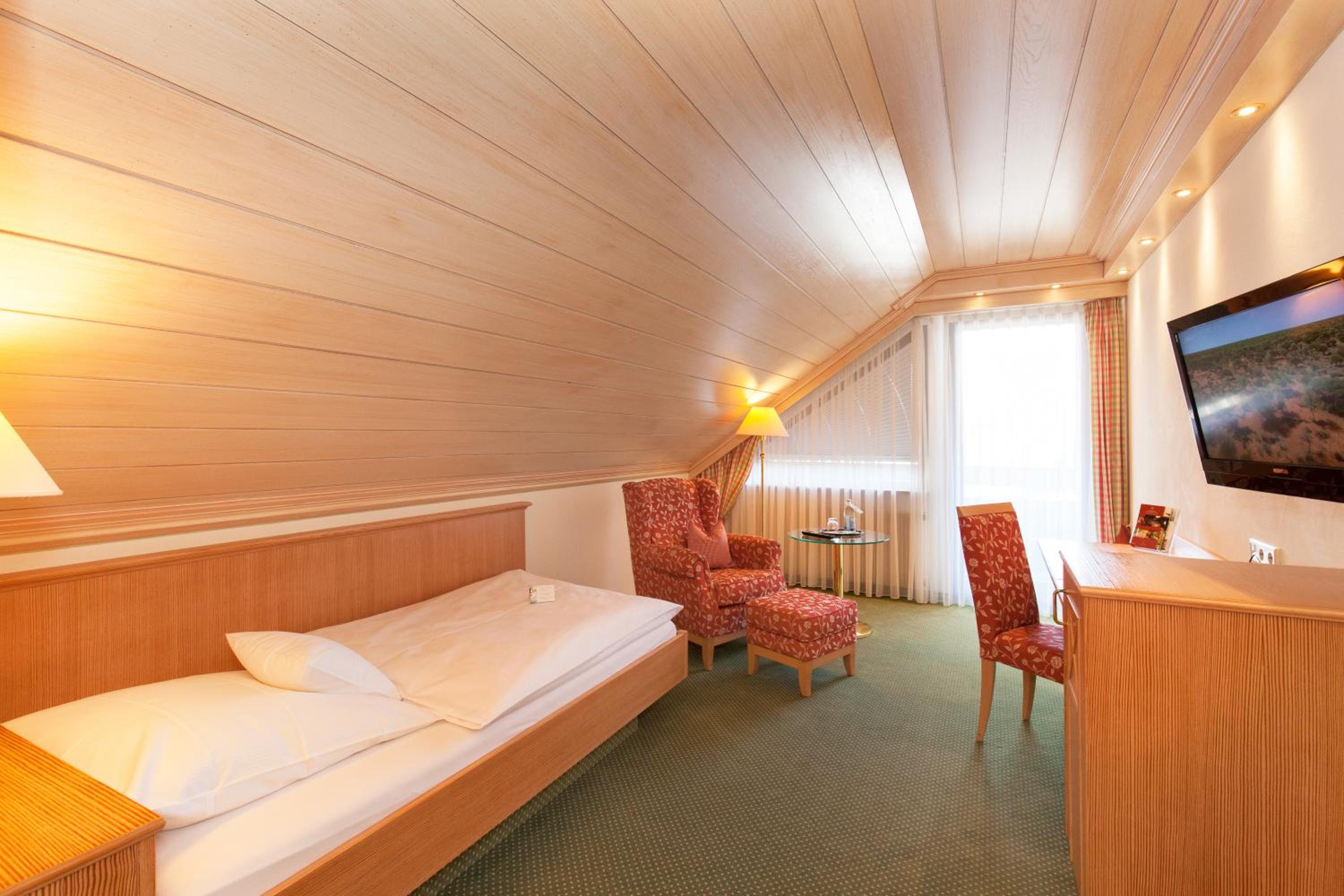 Superior Plus Single Room with Balcony