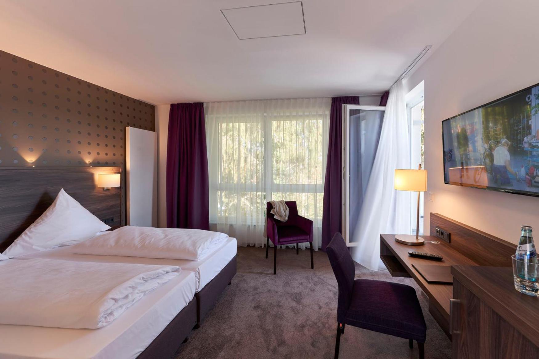 Deluxe Double Room photo 3