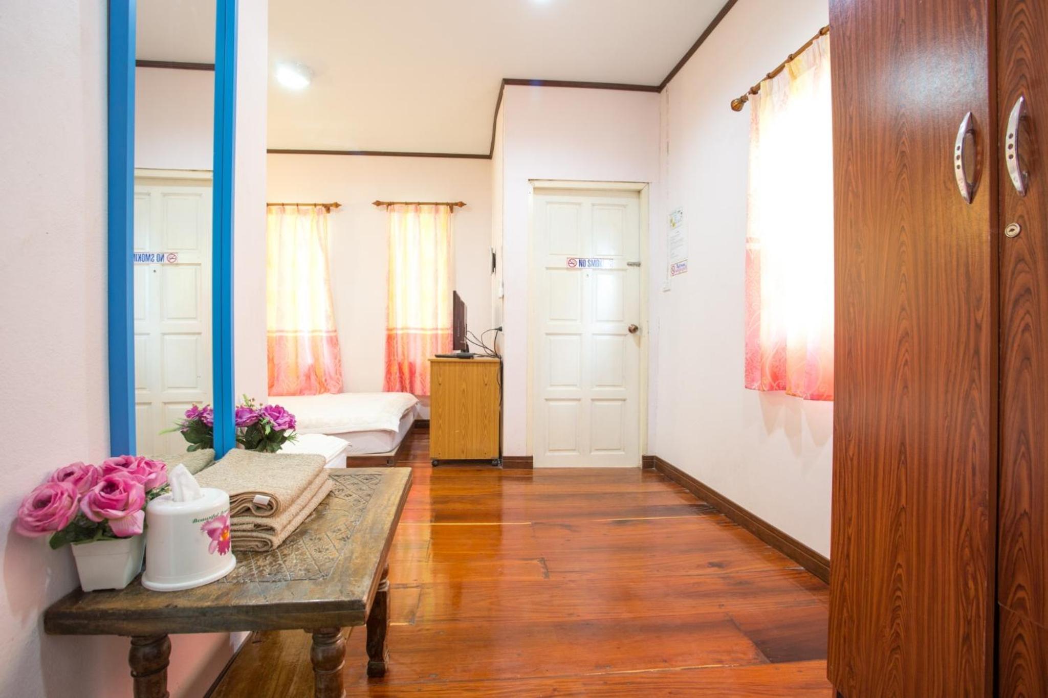 Standard Triple Room - Photo 5
