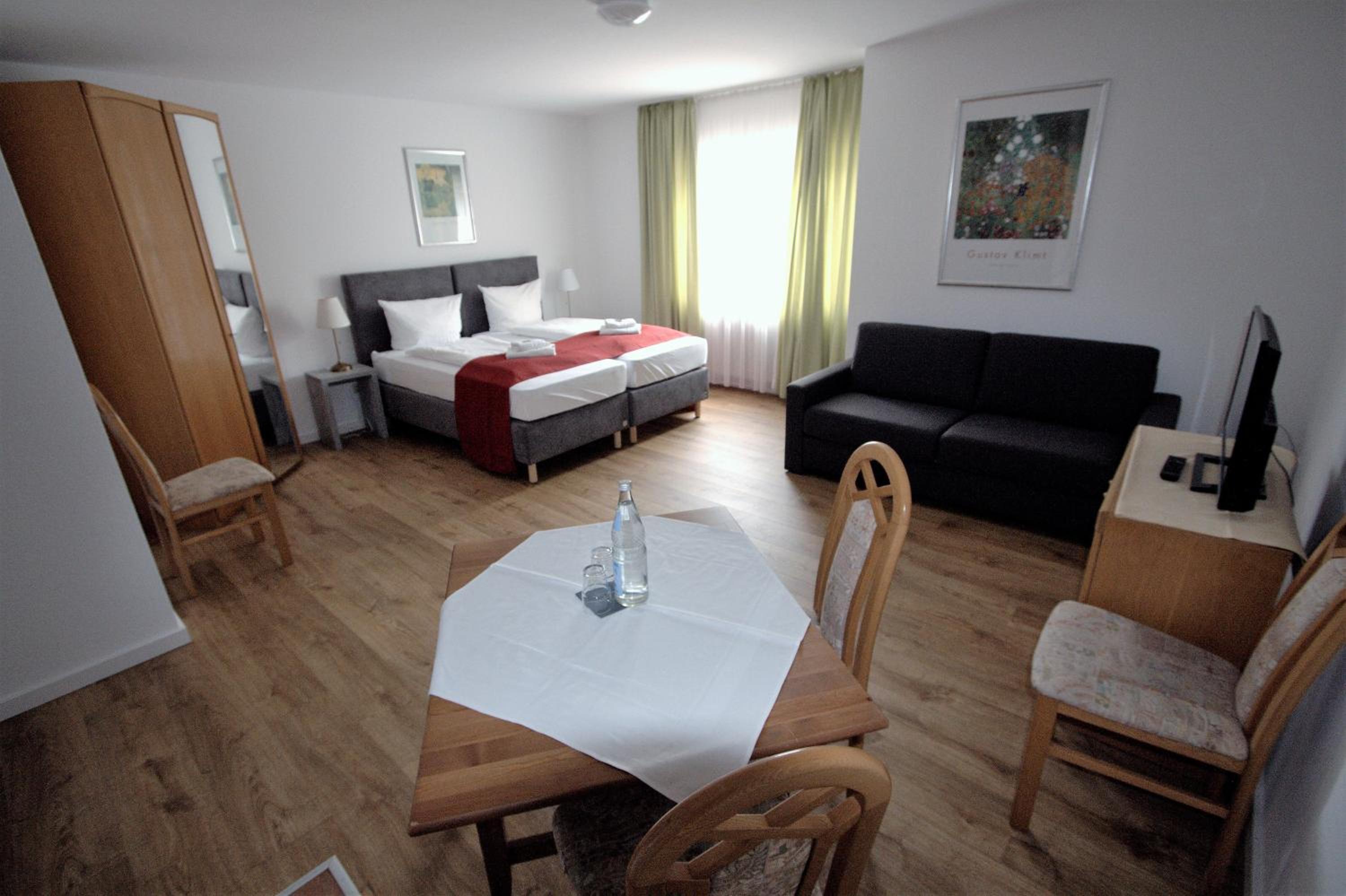 Quadruple Room - Photo 5