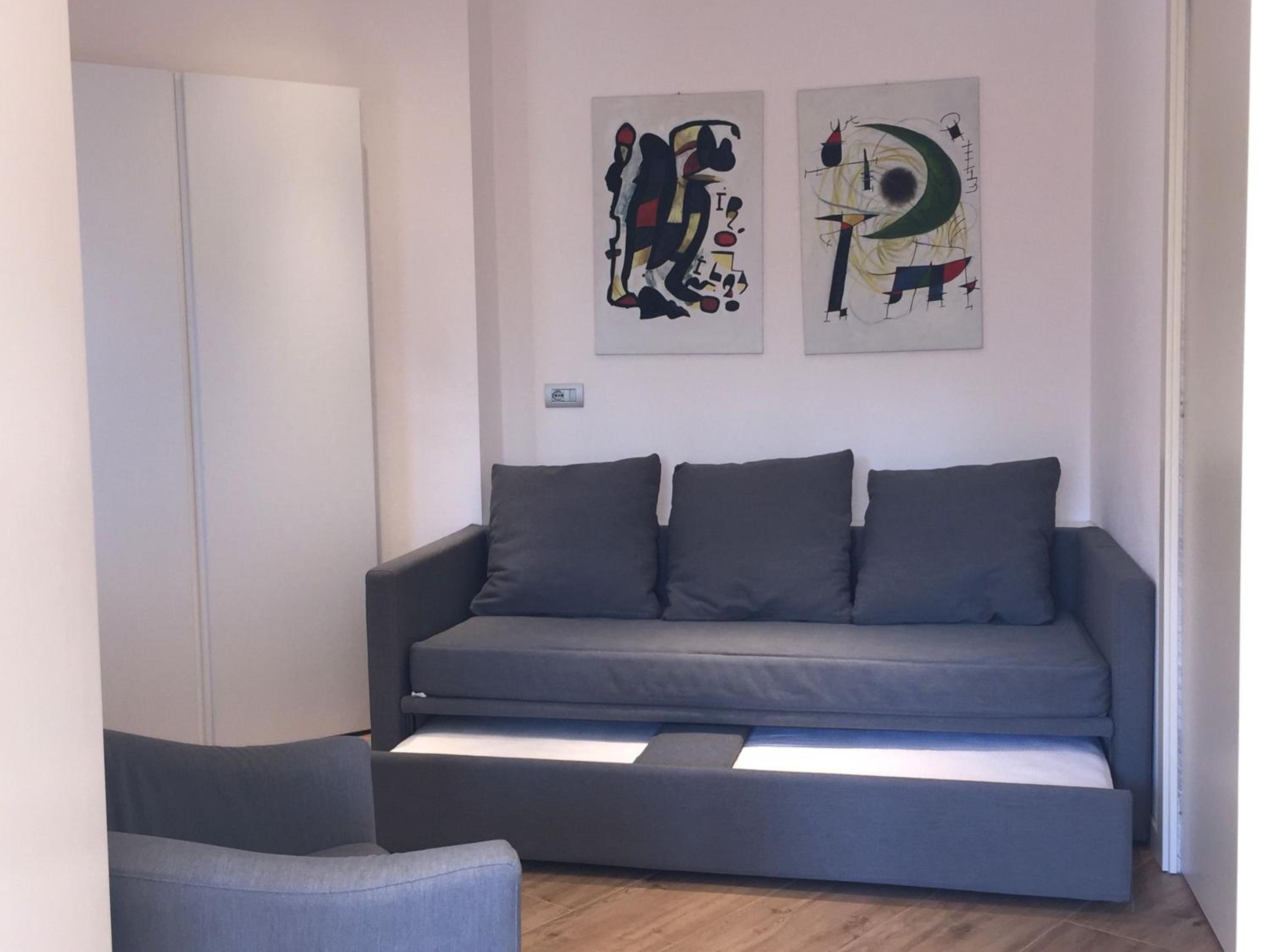 Three-Bedroom Apartment photo 1
