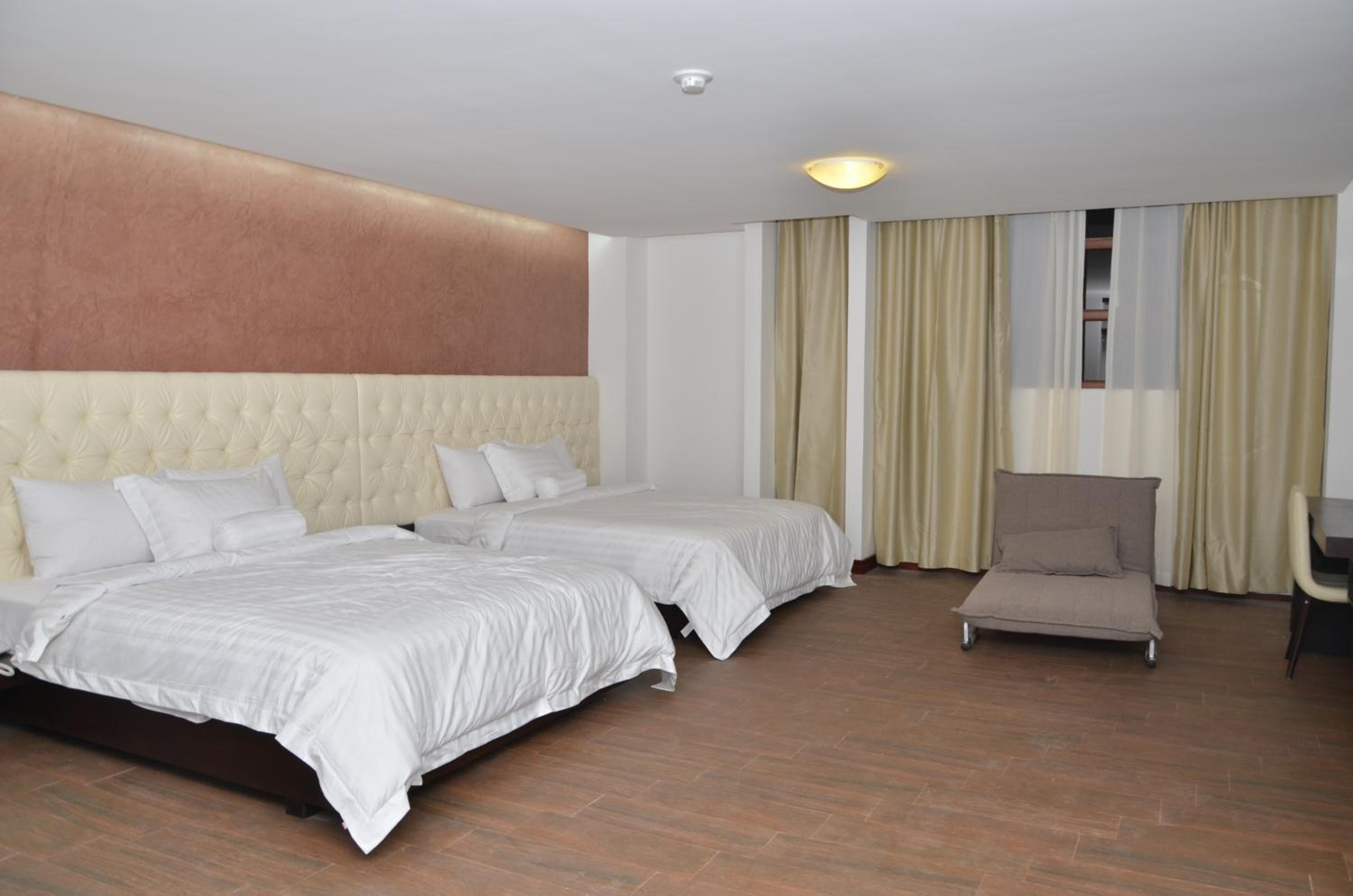 Triple Room photo 2