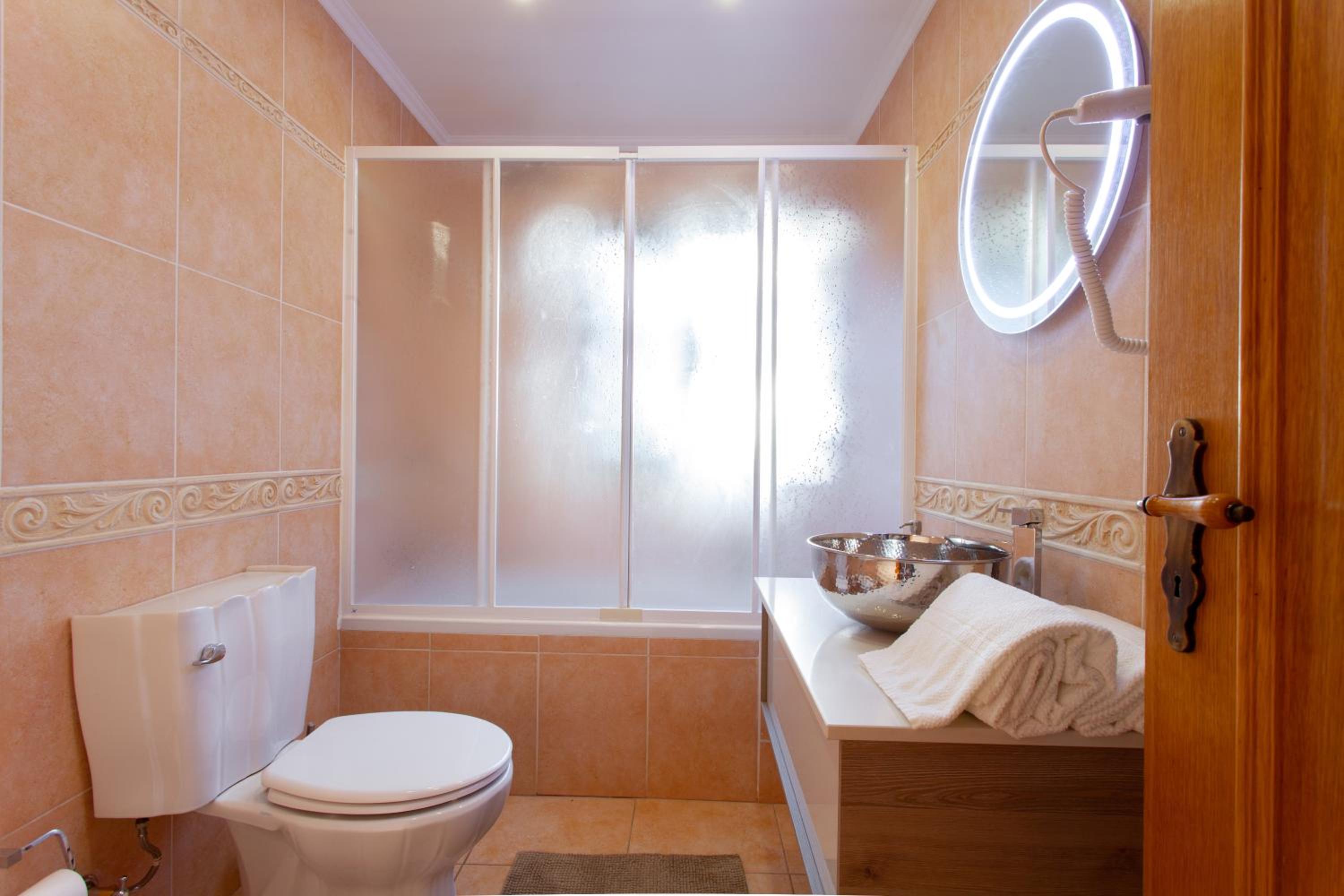 Villa photo 2