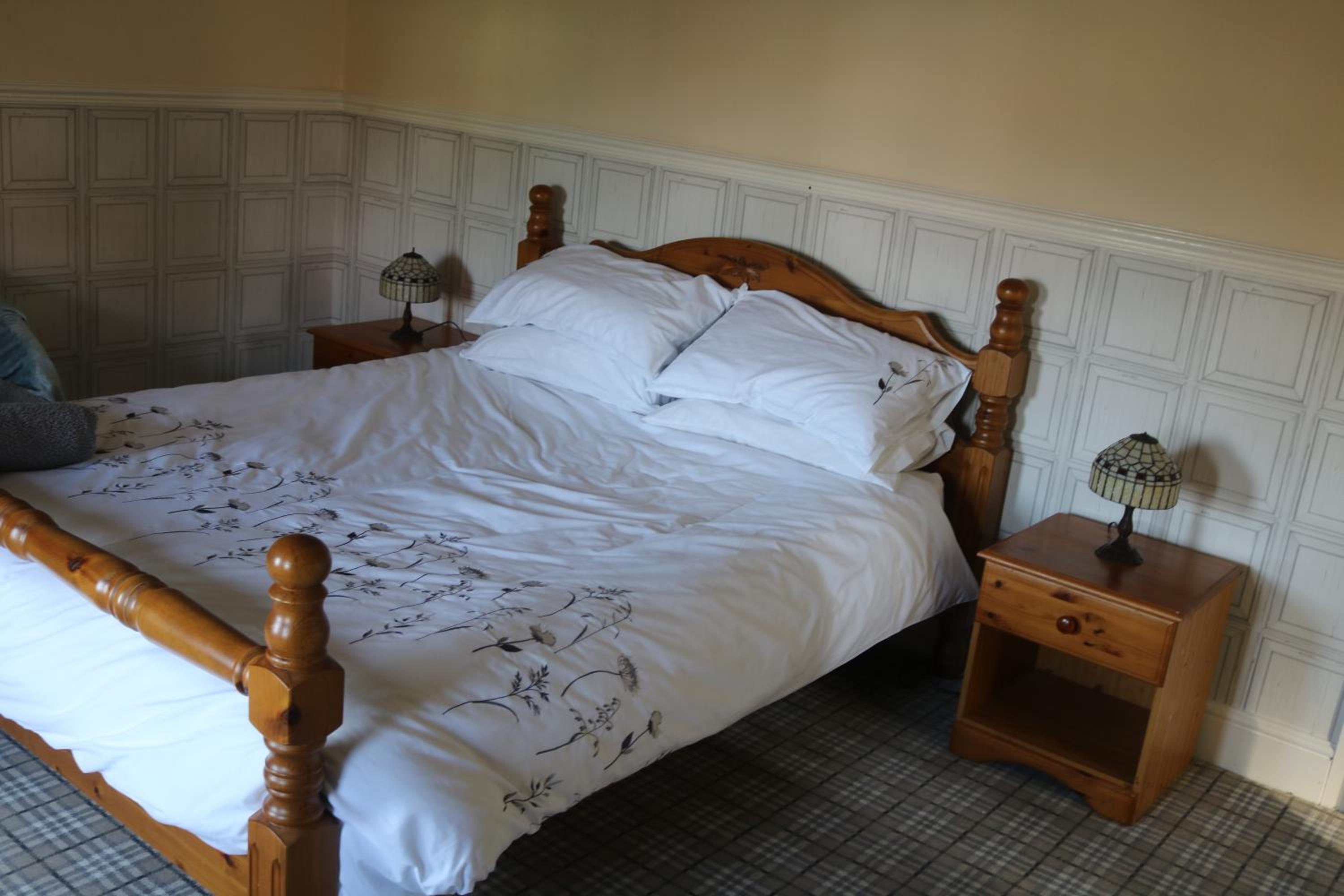 Double Room with Private Bathroom - Photo 1